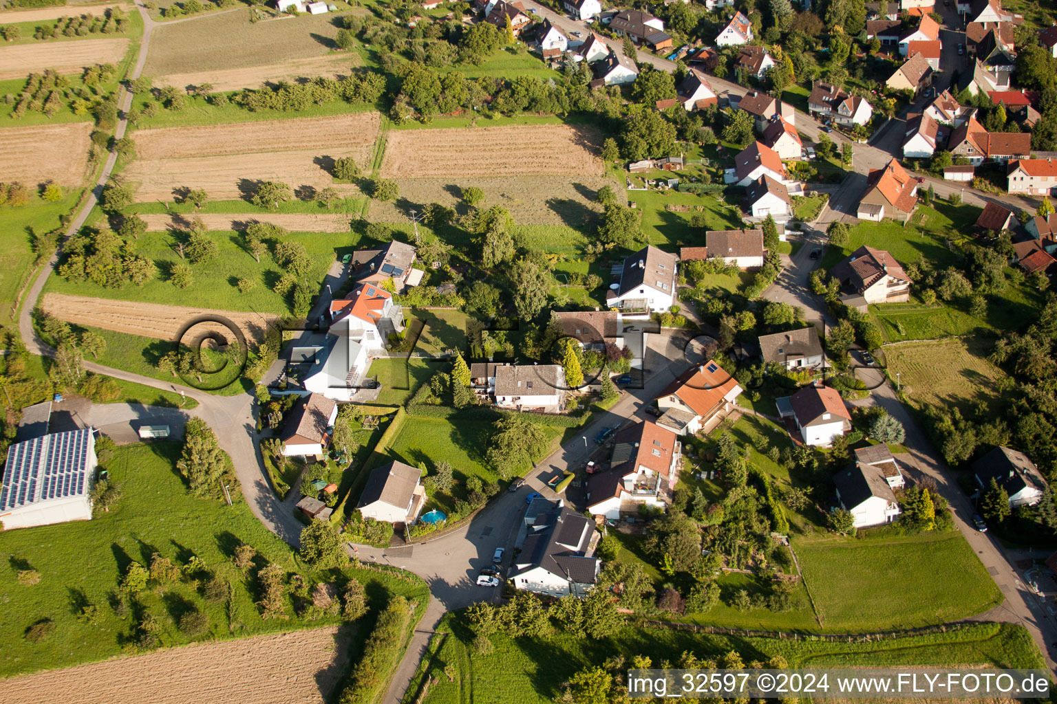 Quartier Obernhausen in Birkenfeld dans le département Bade-Wurtemberg, Allemagne d'un drone