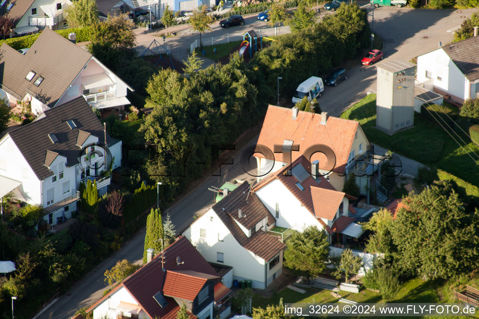 Vue d'oiseau de Quartier Gräfenhausen in Birkenfeld dans le département Bade-Wurtemberg, Allemagne