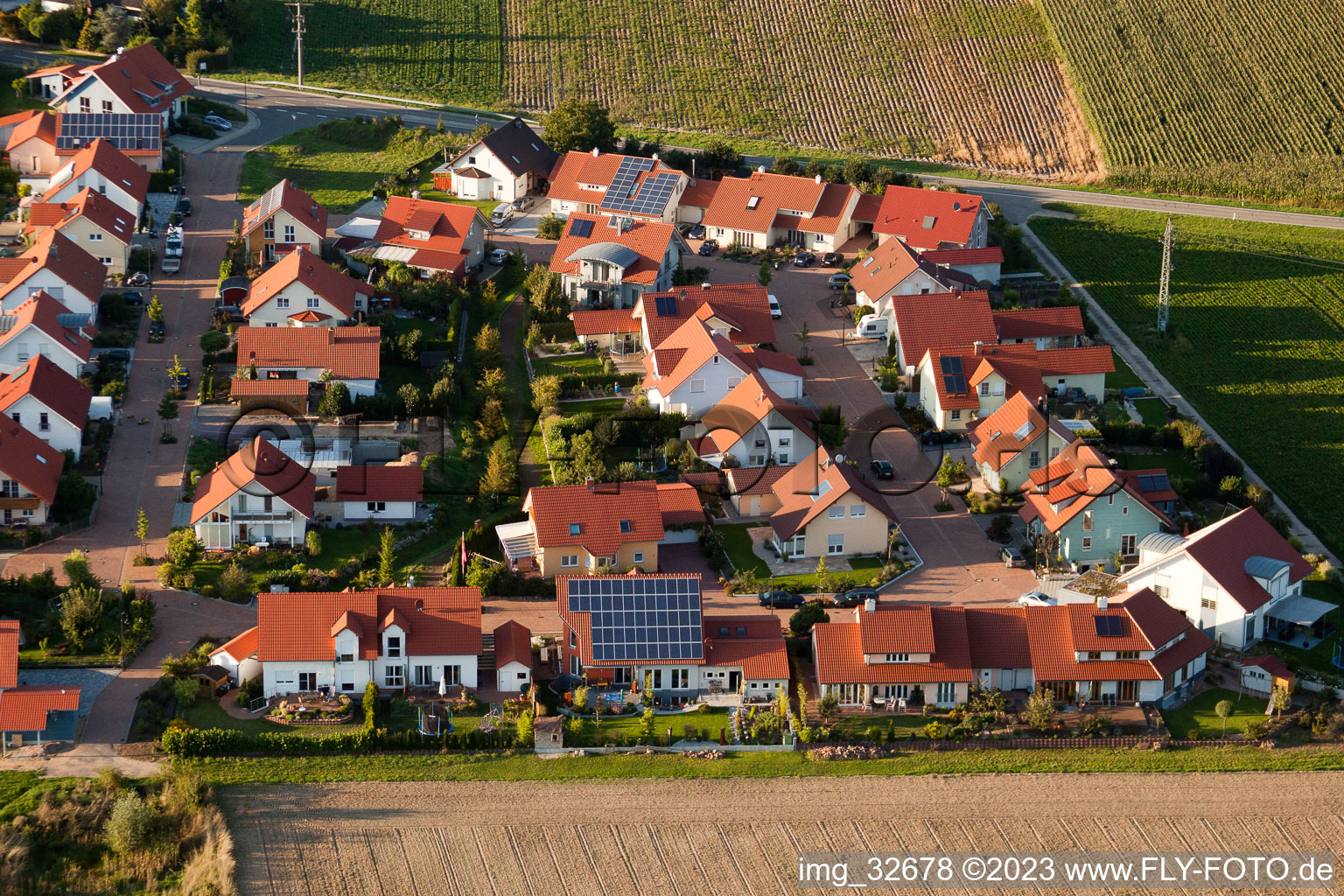 Vue aérienne de Quartier Hayna in Herxheim bei Landau dans le département Rhénanie-Palatinat, Allemagne