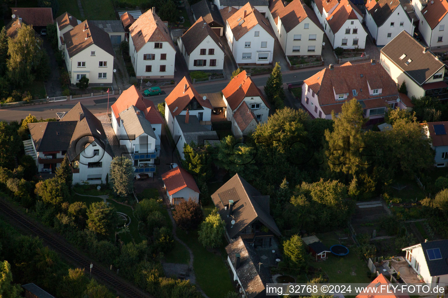 Vue aérienne de Sarrestr à Kandel dans le département Rhénanie-Palatinat, Allemagne