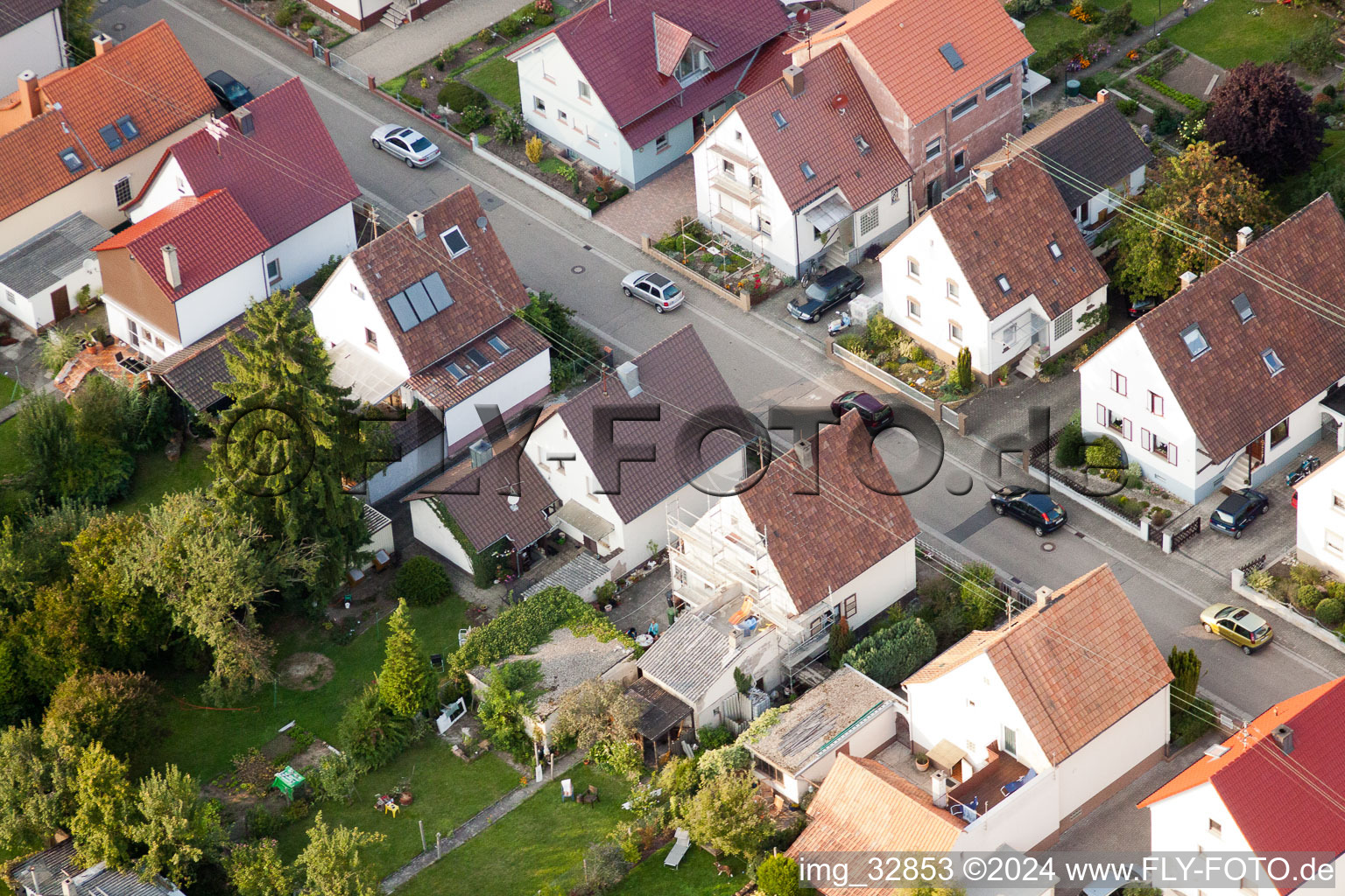 Vue d'oiseau de Waldstr. à Kandel dans le département Rhénanie-Palatinat, Allemagne