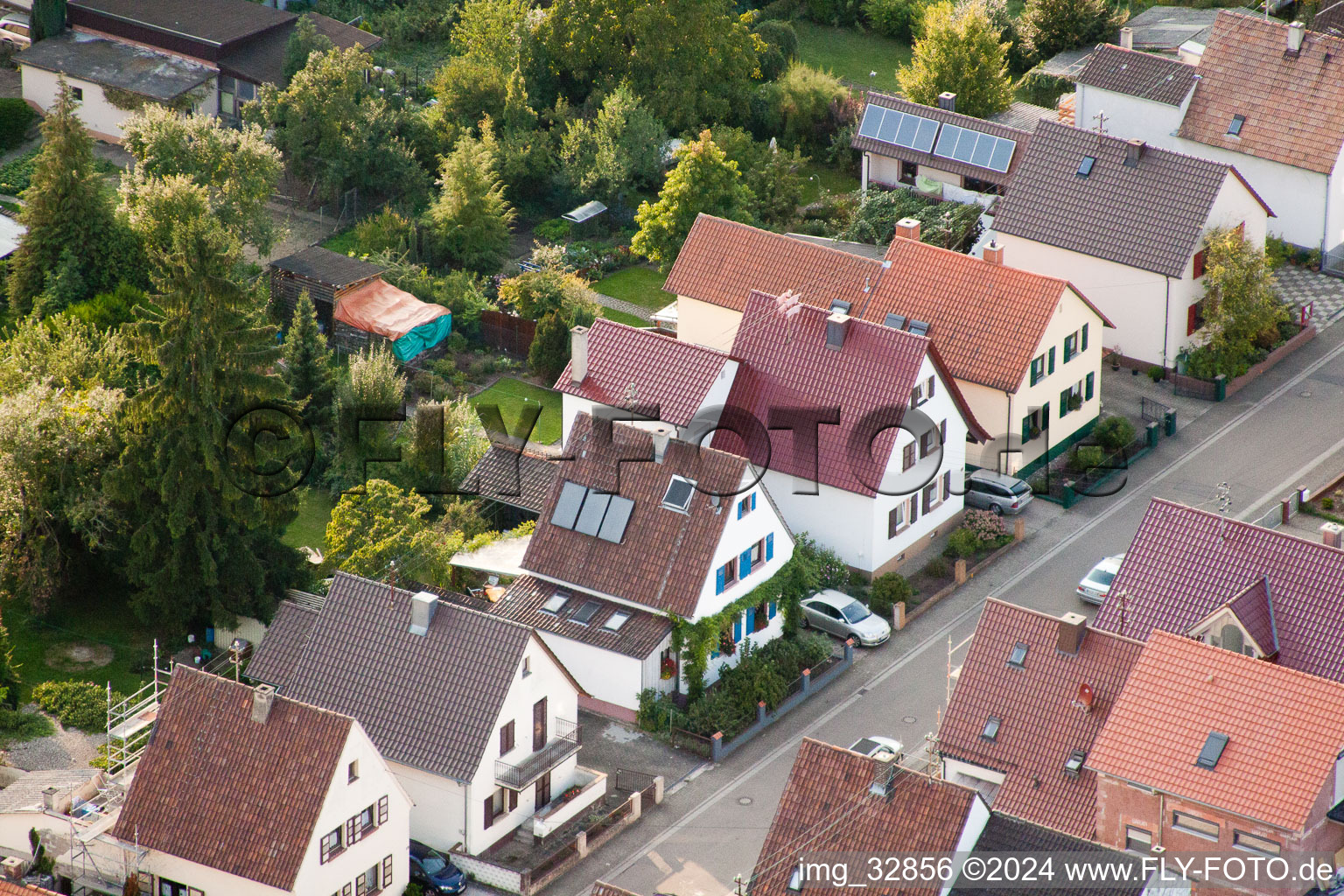 Enregistrement par drone de Waldstr. à Kandel dans le département Rhénanie-Palatinat, Allemagne