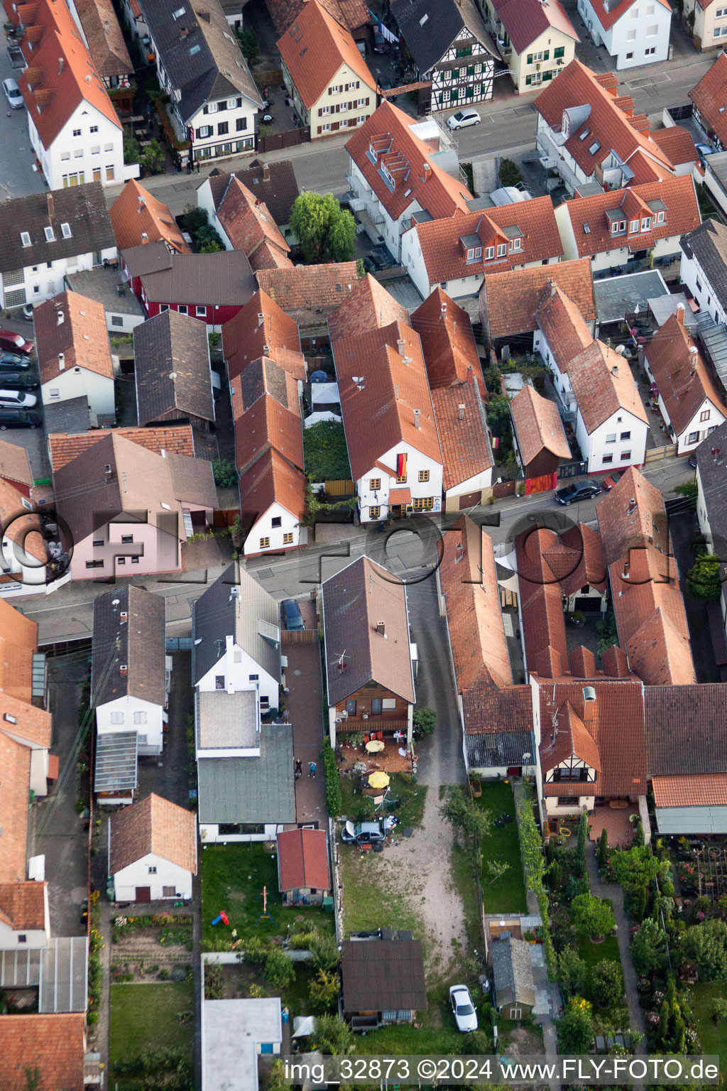 Juiststraße, restaurant Zum Schlodderr à Kandel dans le département Rhénanie-Palatinat, Allemagne hors des airs