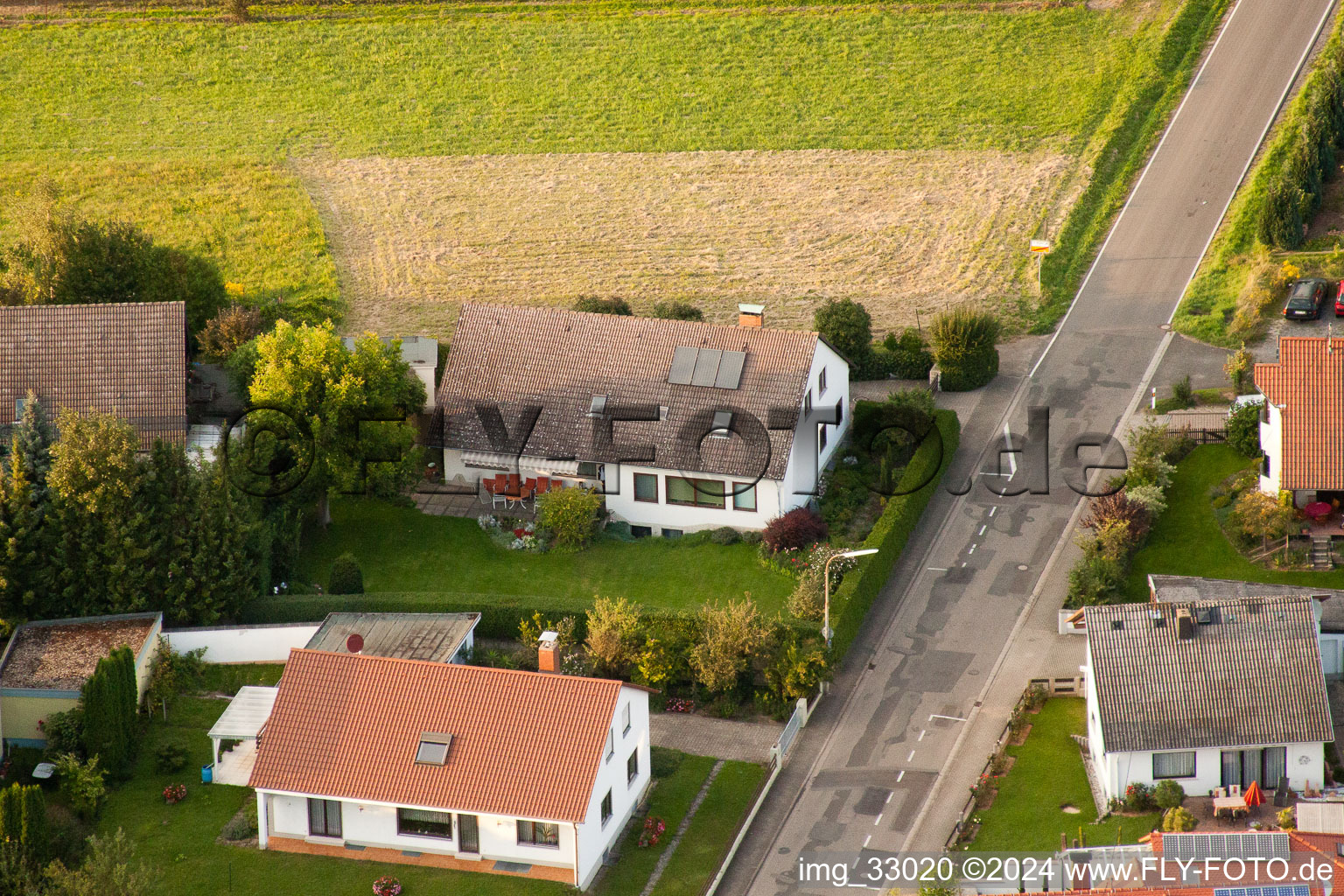 Vue aérienne de Sortie Böchinger Straße à le quartier Godramstein in Landau in der Pfalz dans le département Rhénanie-Palatinat, Allemagne