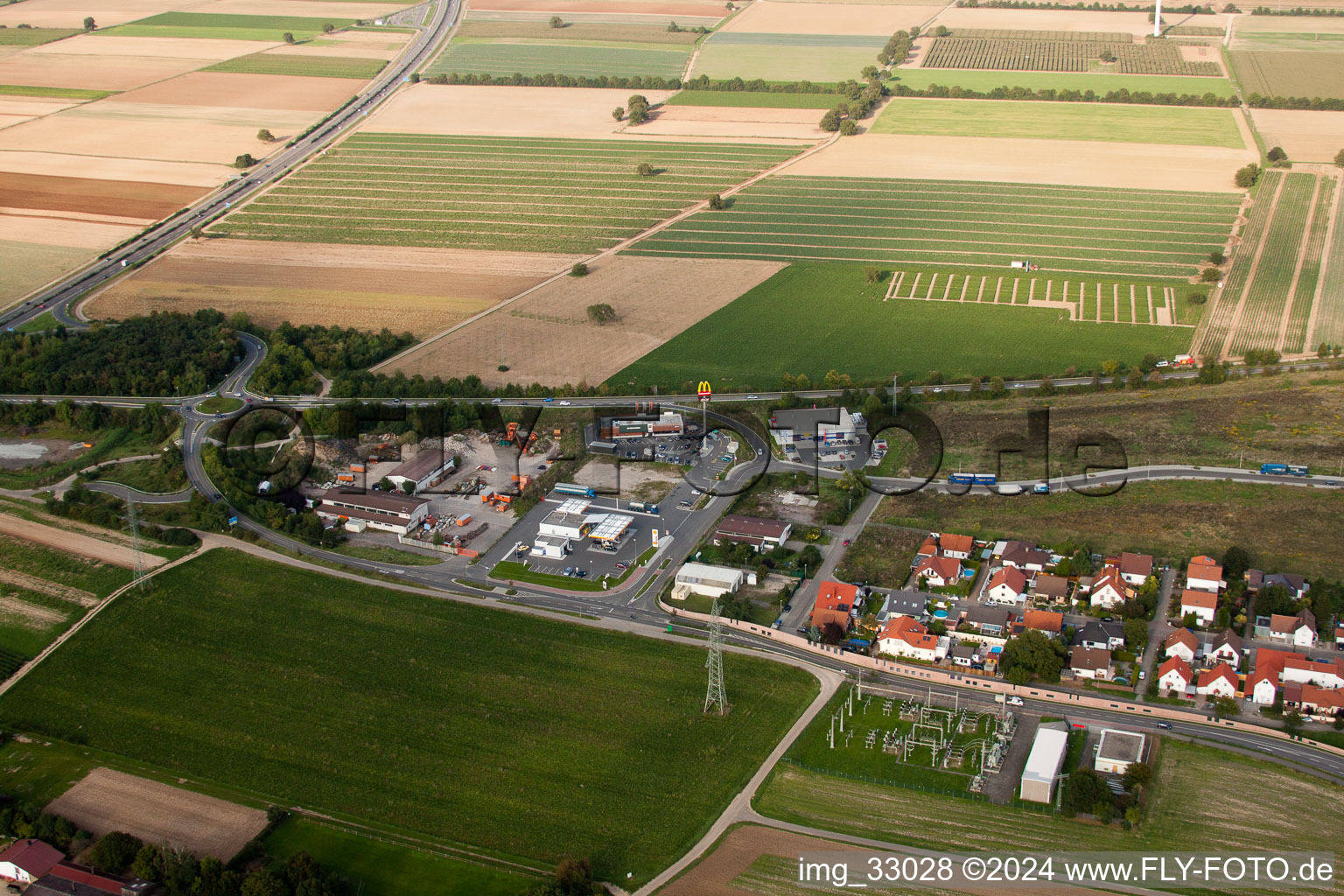 Vue aérienne de Sortie A65 à Haßloch dans le département Rhénanie-Palatinat, Allemagne