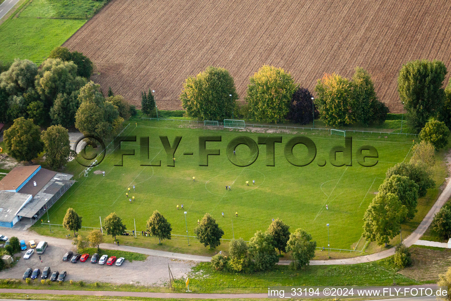 Vue aérienne de Terrain de football à Rohrbach dans le département Rhénanie-Palatinat, Allemagne