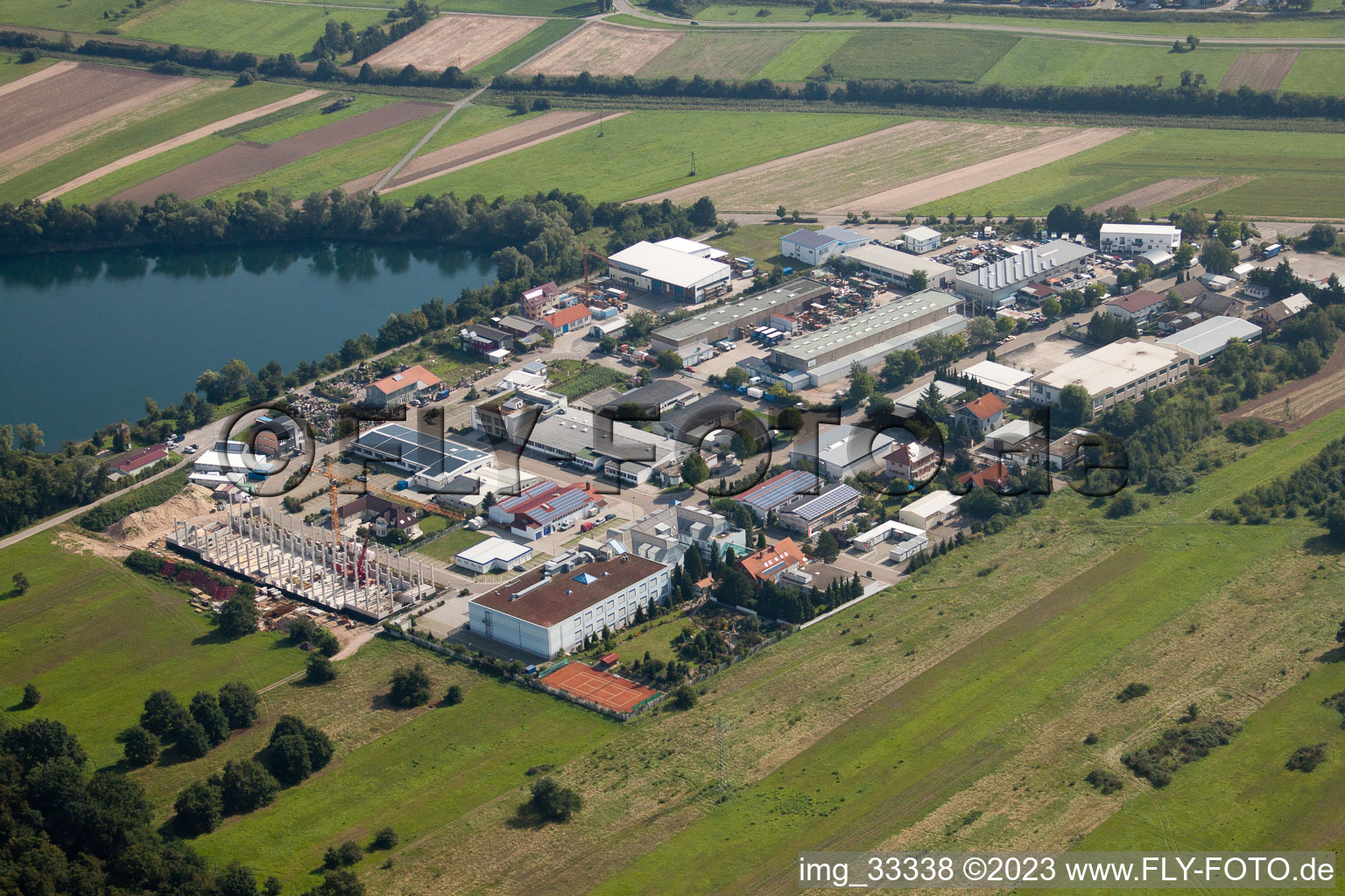 Vue aérienne de Zone industrielle Techacker à le quartier Spöck in Stutensee dans le département Bade-Wurtemberg, Allemagne