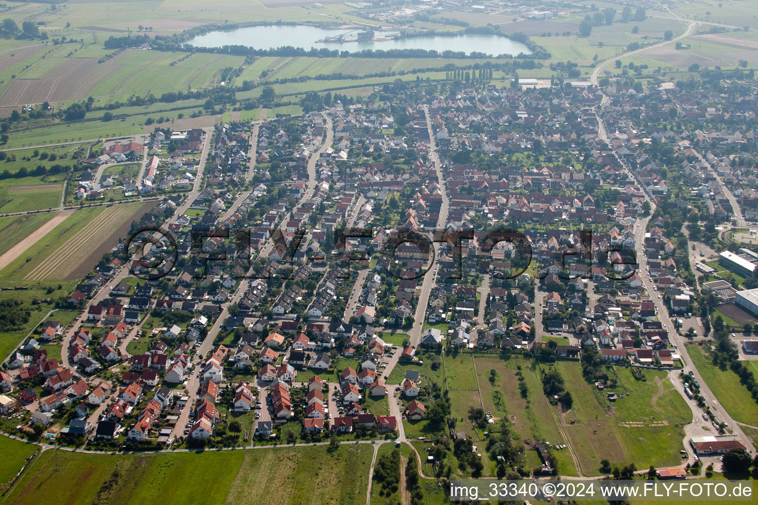 Quartier Spöck in Stutensee dans le département Bade-Wurtemberg, Allemagne depuis l'avion