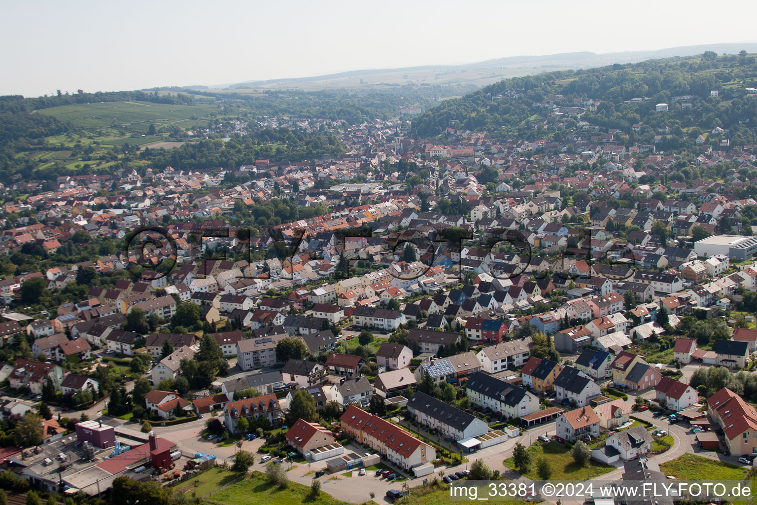 Vue aérienne de Chemin d'angle à Weingarten dans le département Bade-Wurtemberg, Allemagne