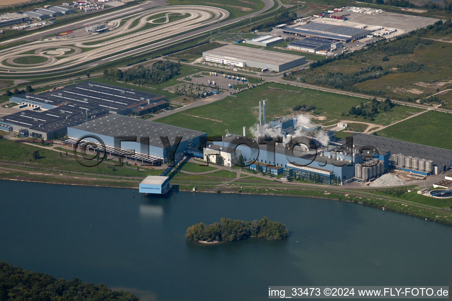 Zone industrielle d'Oberwald, usine de papier de palme à Wörth am Rhein dans le département Rhénanie-Palatinat, Allemagne vue du ciel