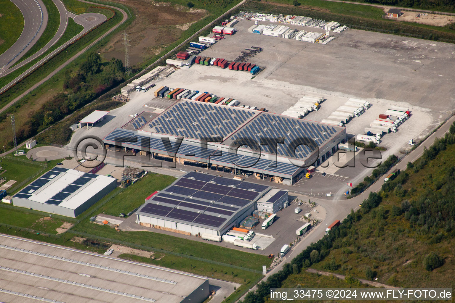 Vue aérienne de Zone industrielle d'Oberwald, entreprises de logistique à le quartier Maximiliansau in Wörth am Rhein dans le département Rhénanie-Palatinat, Allemagne