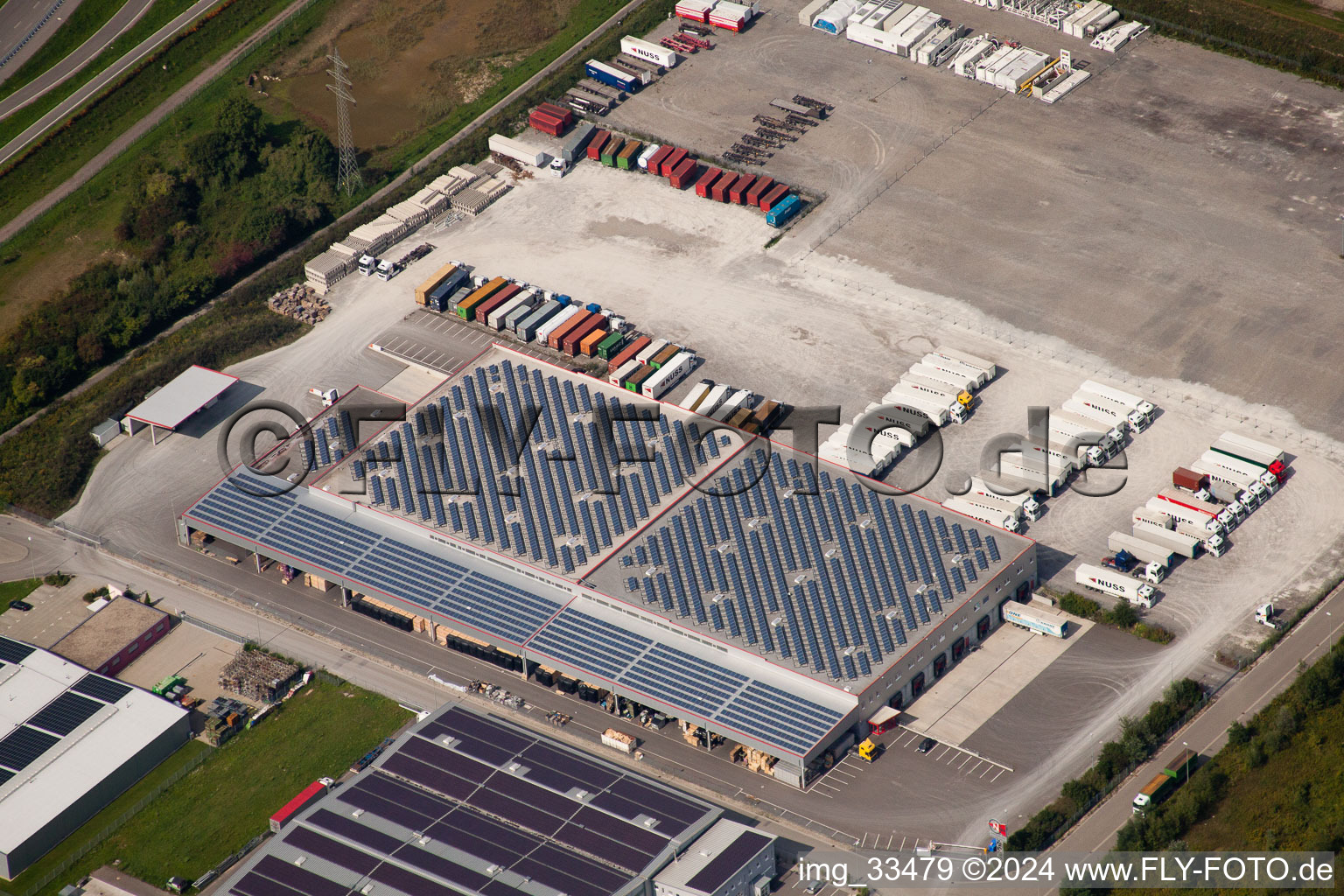 Vue aérienne de Zone industrielle d'Oberwald, entreprises de logistique à Wörth am Rhein dans le département Rhénanie-Palatinat, Allemagne