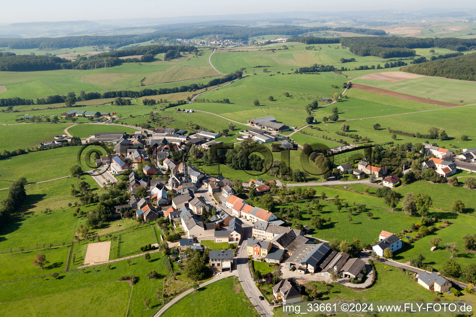 Vue aérienne de Herborn dans le département Greiwemacher, Luxembourg