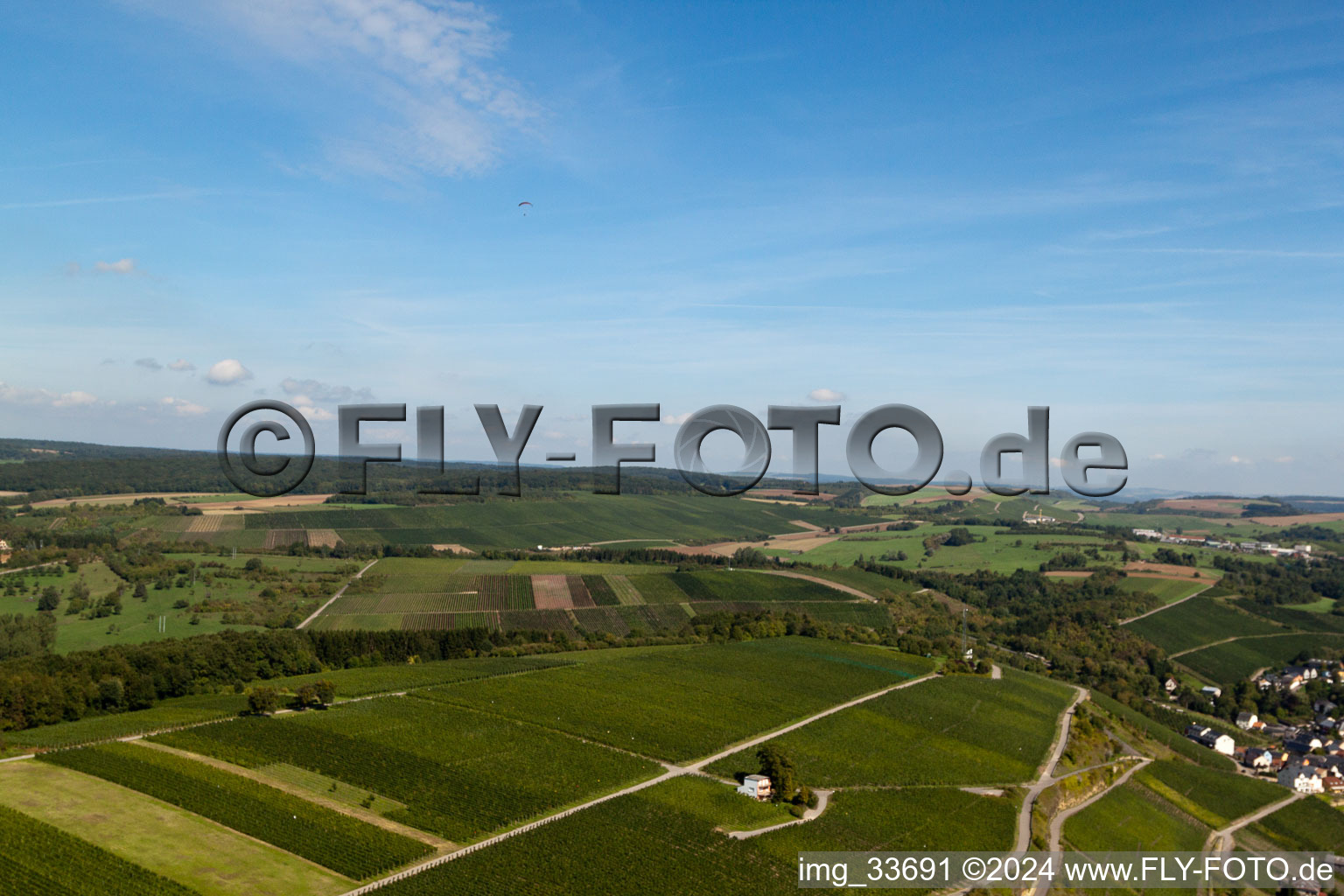 Vue aérienne de Lenningen dans le département Greiwemacher, Luxembourg