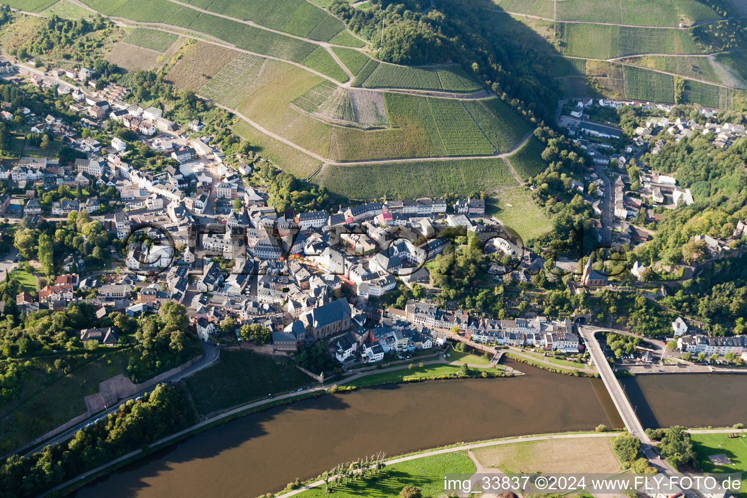 Saarburg dans le département Rhénanie-Palatinat, Allemagne d'en haut