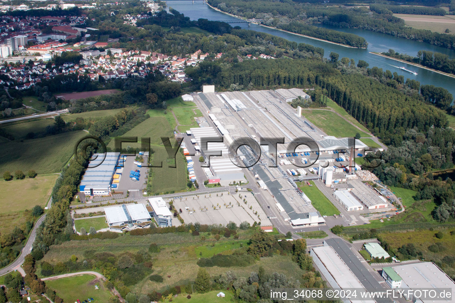 Vue d'oiseau de Nolte-Möbel/Holzwerk GmbH à Germersheim dans le département Rhénanie-Palatinat, Allemagne