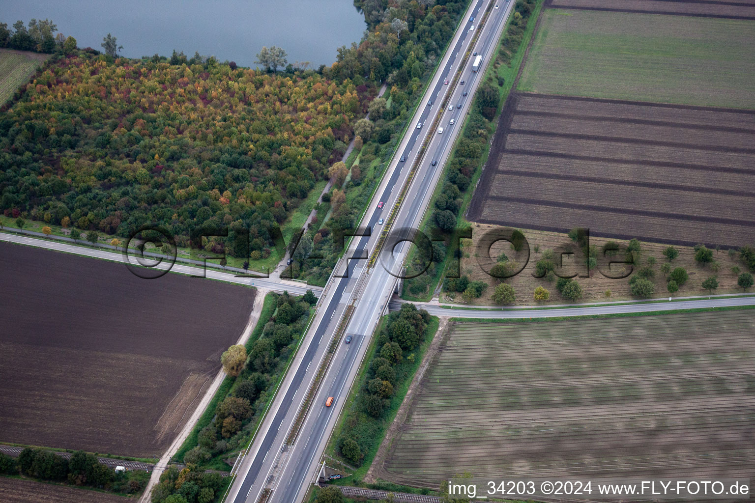 Vue aérienne de A61 à Lambsheim dans le département Rhénanie-Palatinat, Allemagne