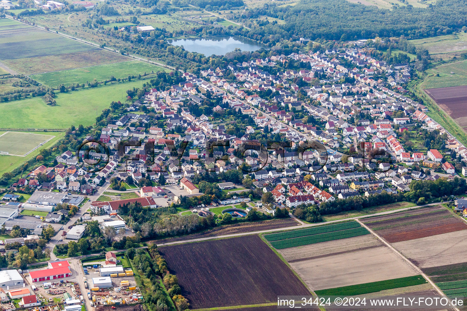 Vue aérienne de Zone de peuplement à Lambsheim dans le département Rhénanie-Palatinat, Allemagne