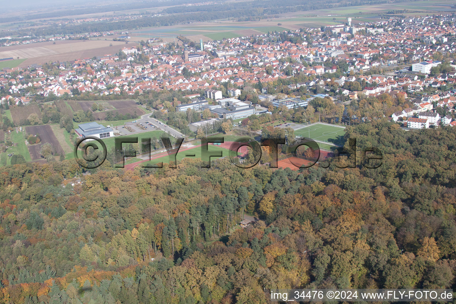 Vue aérienne de Stade Bienwald à Kandel dans le département Rhénanie-Palatinat, Allemagne