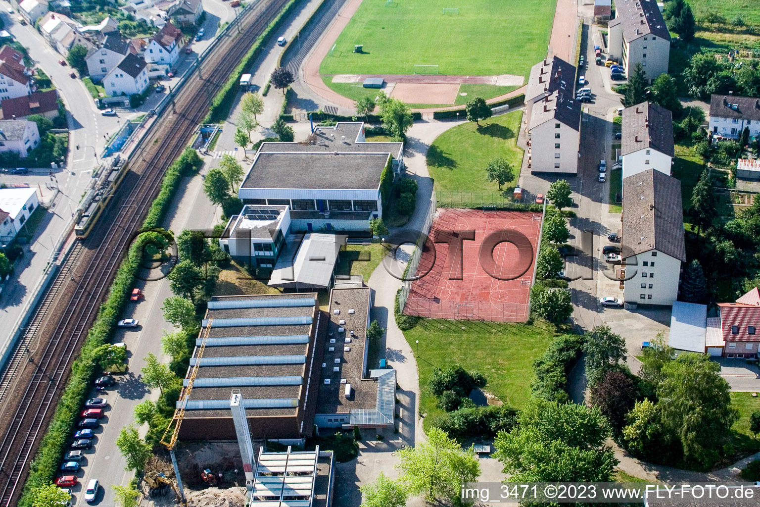 Vue aérienne de Salles de sport à le quartier Berghausen in Pfinztal dans le département Bade-Wurtemberg, Allemagne