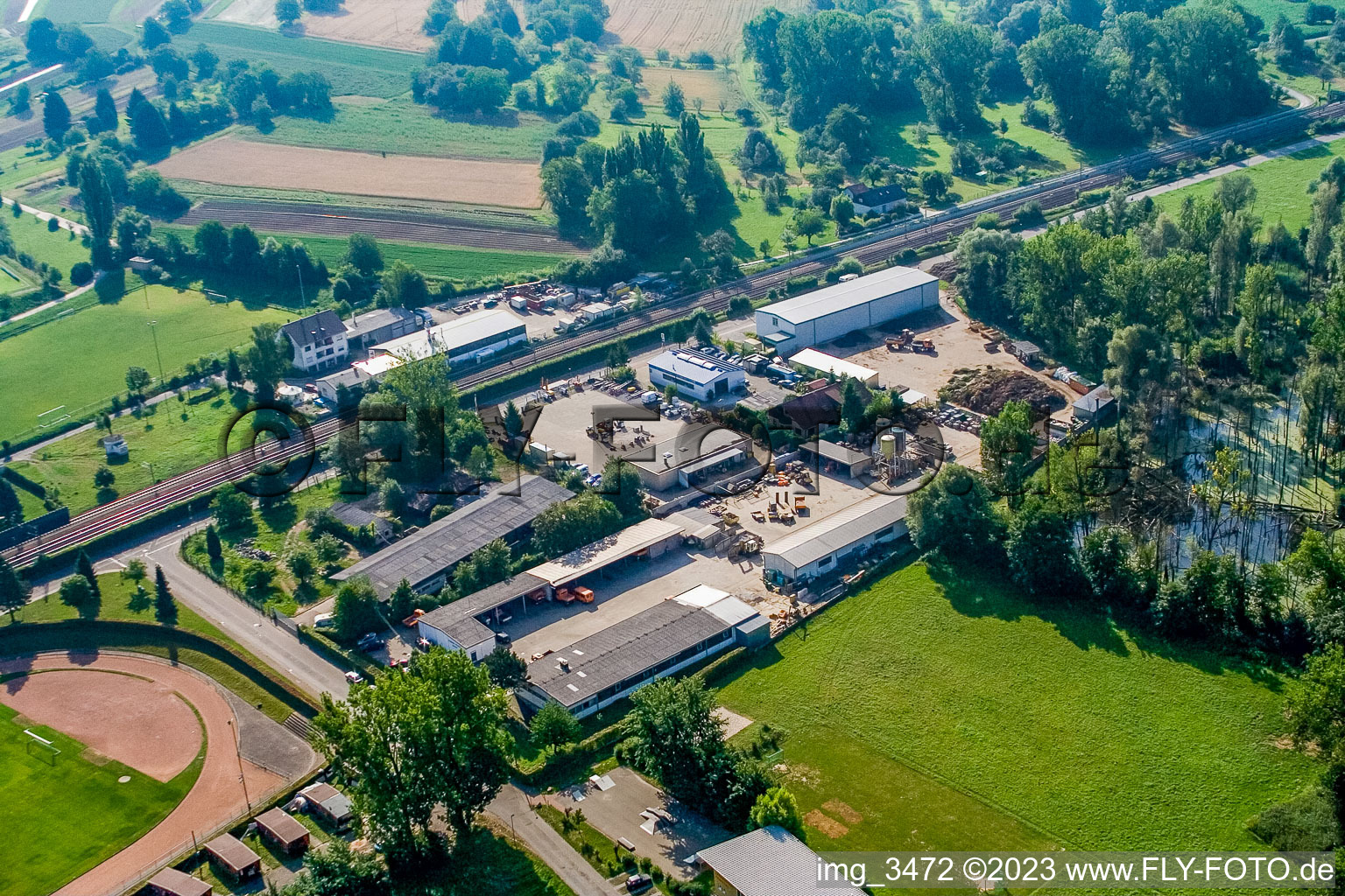 Vue aérienne de Centre de recyclage à le quartier Berghausen in Pfinztal dans le département Bade-Wurtemberg, Allemagne
