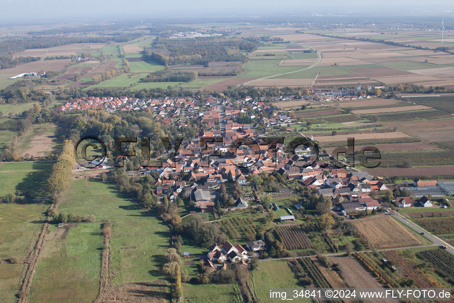 Vue oblique de Winden dans le département Rhénanie-Palatinat, Allemagne