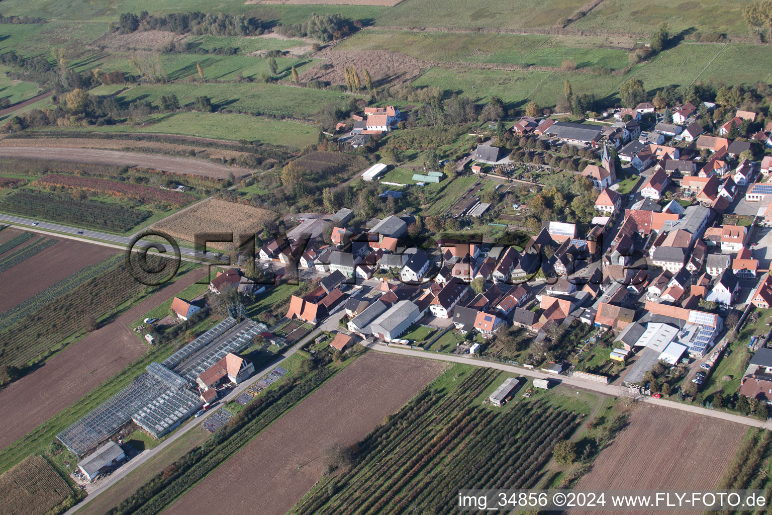 Photographie aérienne de Champs agricoles et surfaces utilisables à Winden dans le département Rhénanie-Palatinat, Allemagne