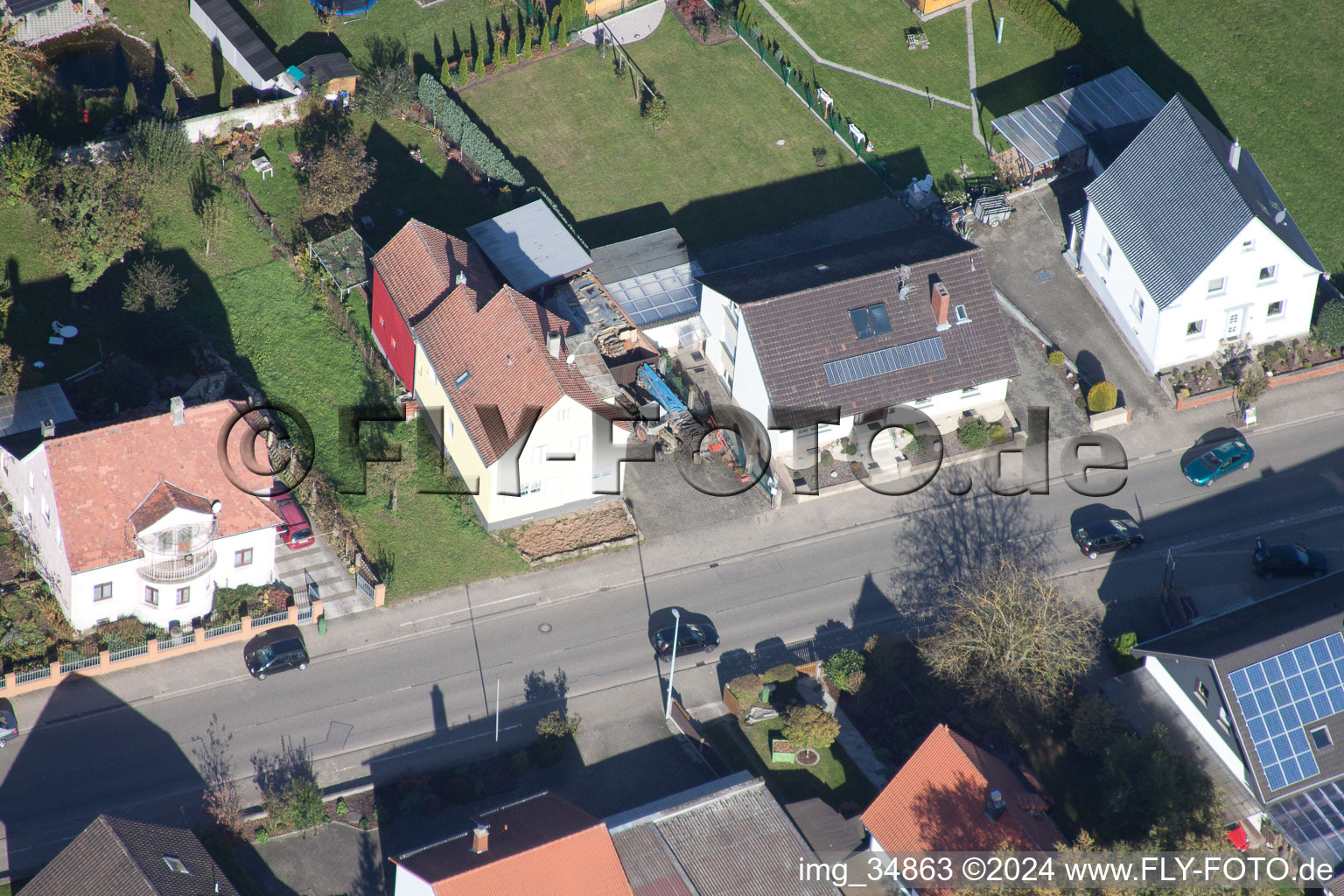 Rue Haupt à Winden dans le département Rhénanie-Palatinat, Allemagne vue d'en haut