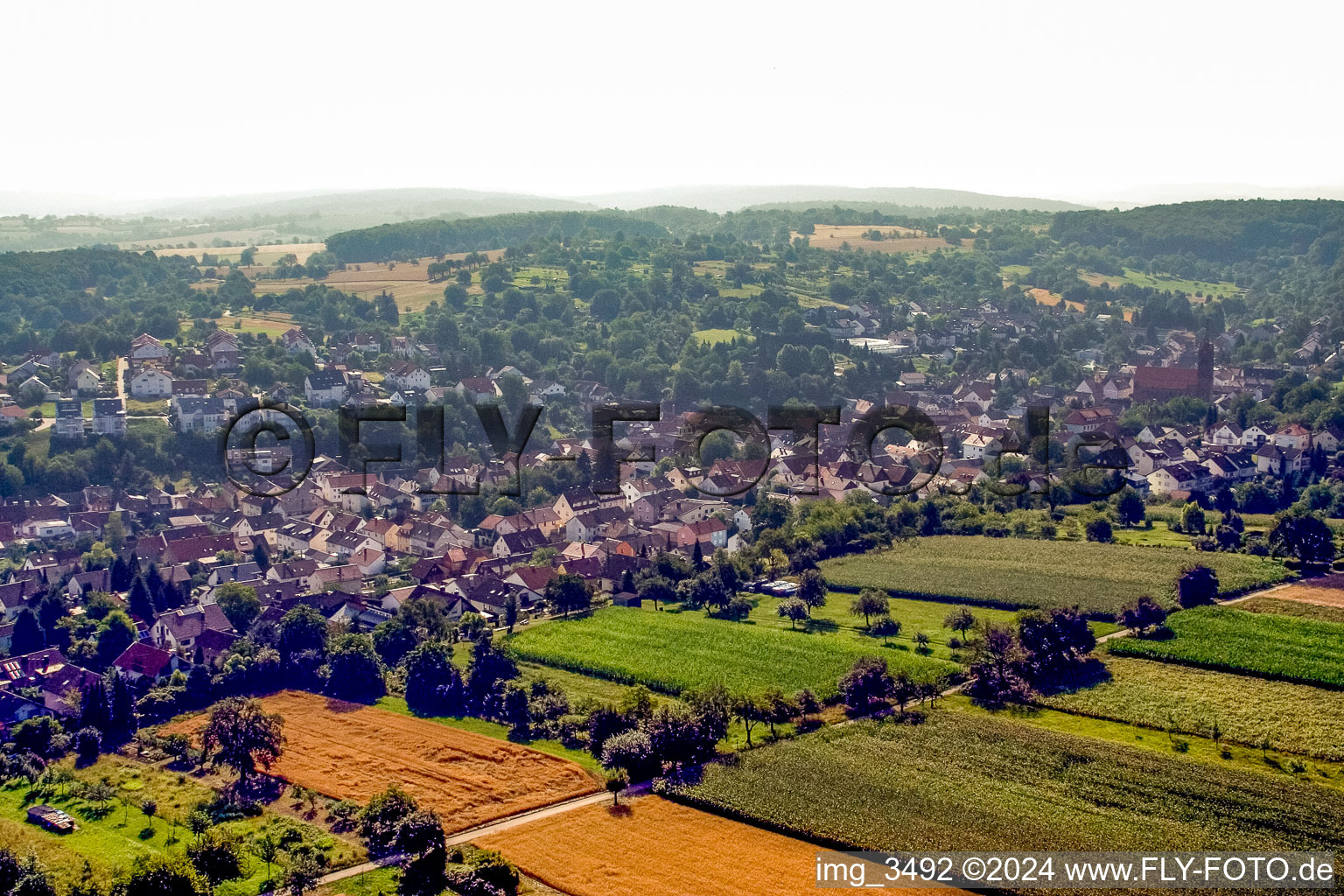 Vue aérienne de Quartier Wöschbach in Pfinztal dans le département Bade-Wurtemberg, Allemagne