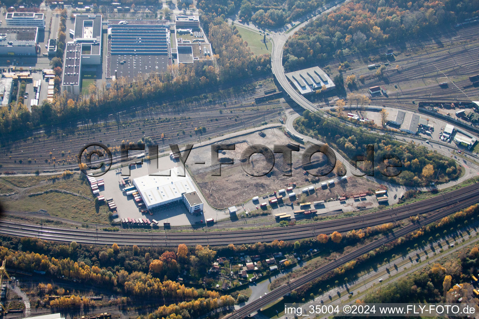 Photographie aérienne de Wofahrtsweierer Straße, Emons Spedition GmbH à le quartier Oststadt in Karlsruhe dans le département Bade-Wurtemberg, Allemagne