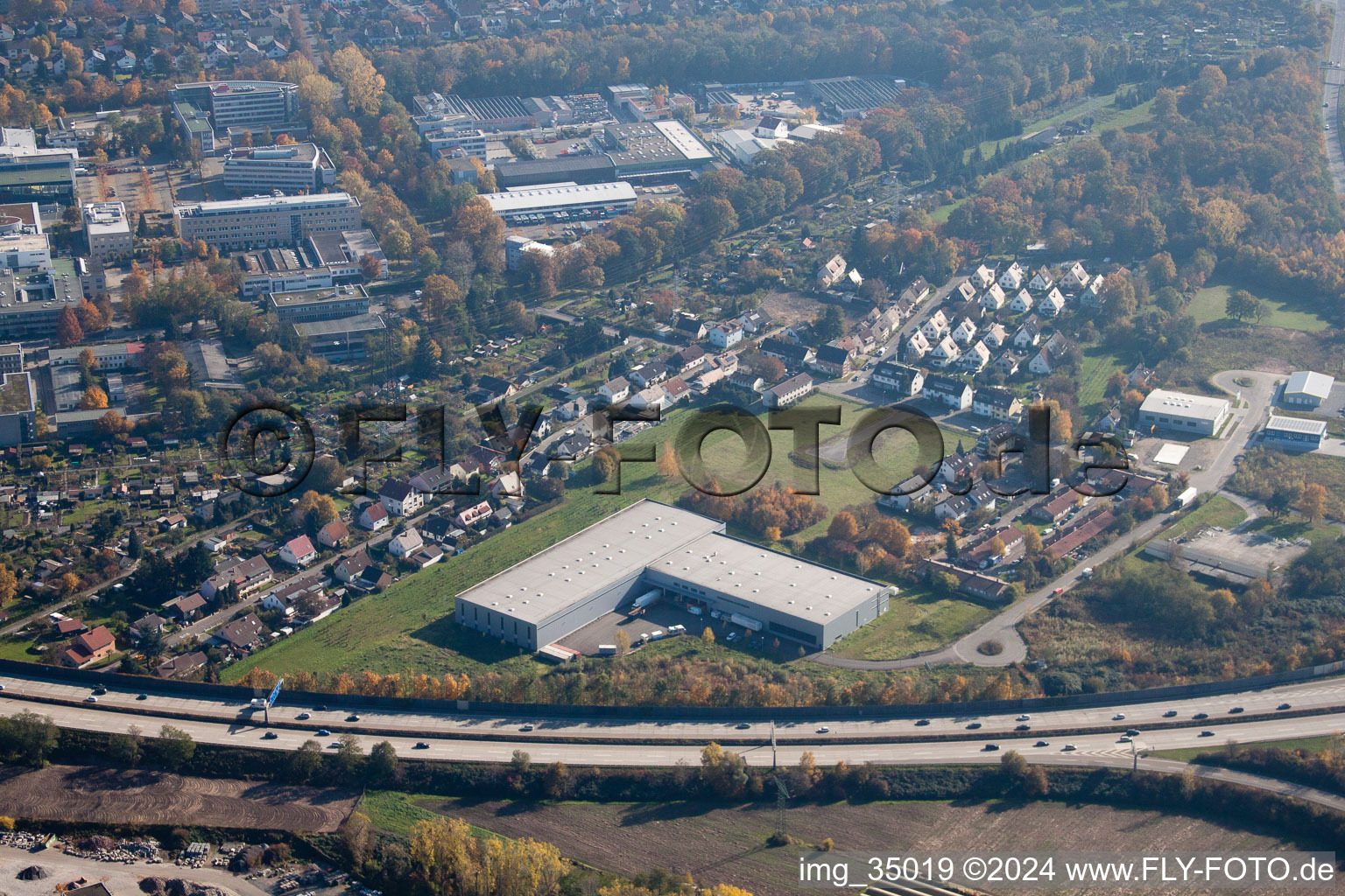 Vue aérienne de Wachhausstrasse à le quartier Durlach in Karlsruhe dans le département Bade-Wurtemberg, Allemagne