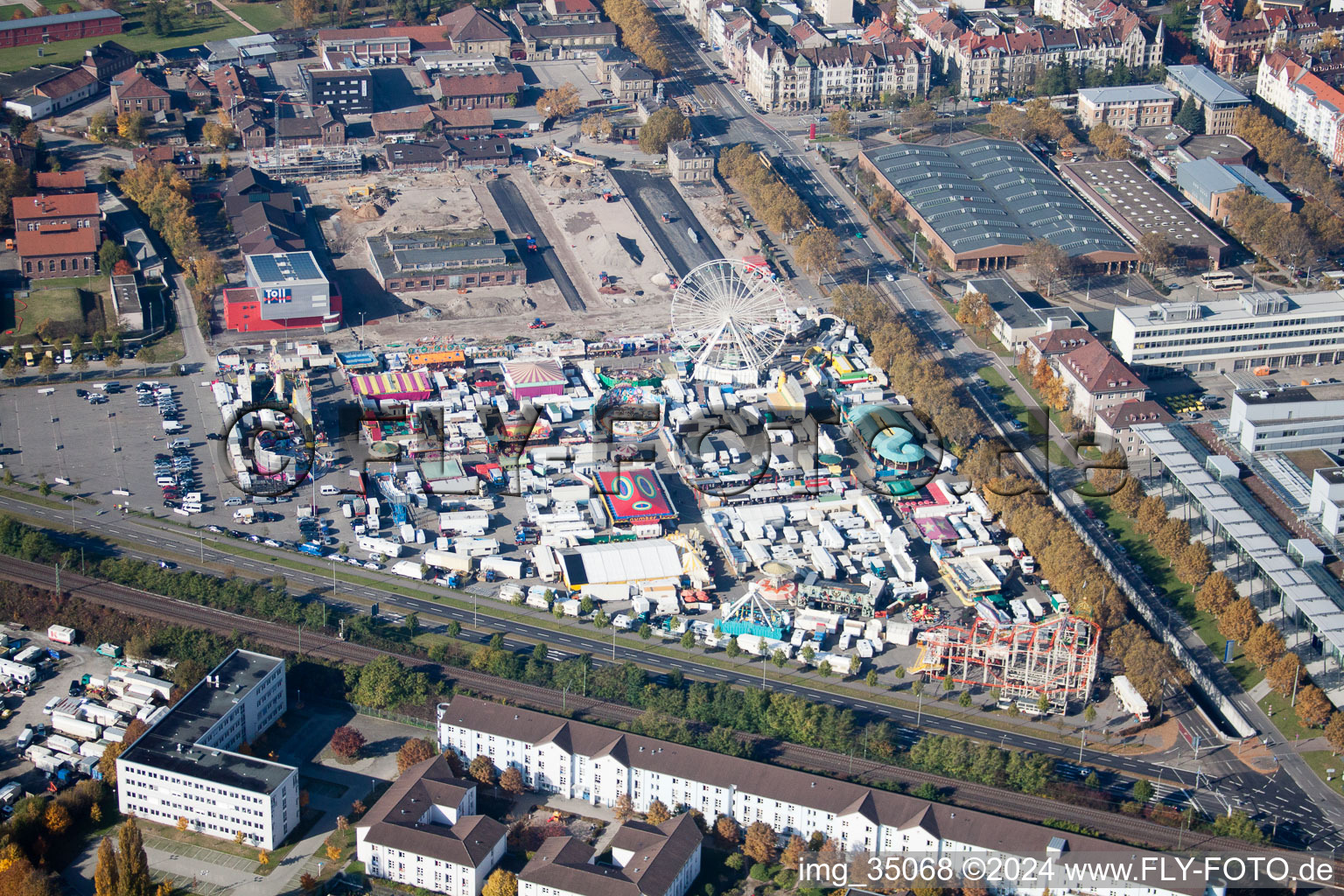 Vue aérienne de Station de mesure à le quartier Oststadt in Karlsruhe dans le département Bade-Wurtemberg, Allemagne