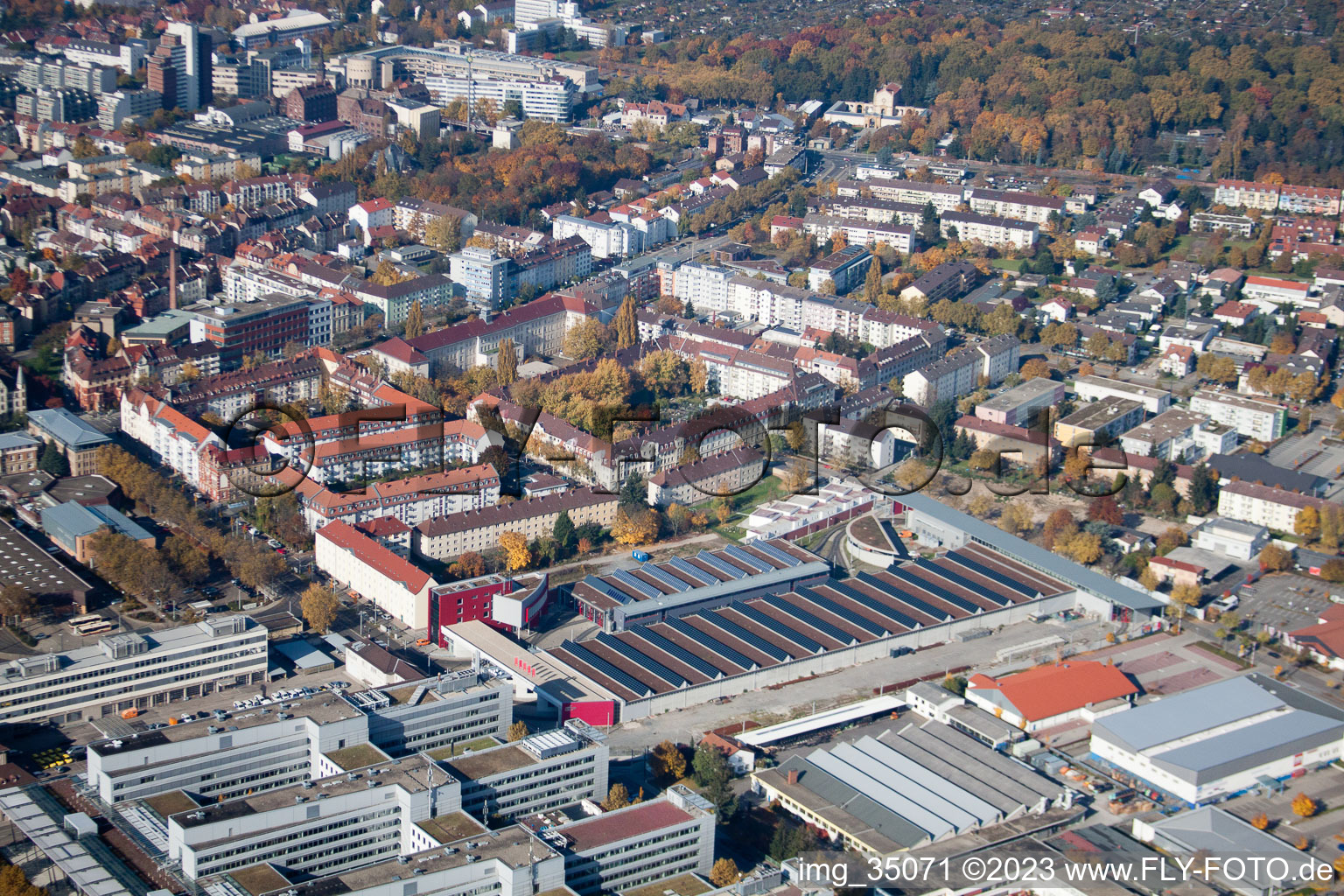 Vue aérienne de Dépôt de tramway Est à le quartier Oststadt in Karlsruhe dans le département Bade-Wurtemberg, Allemagne