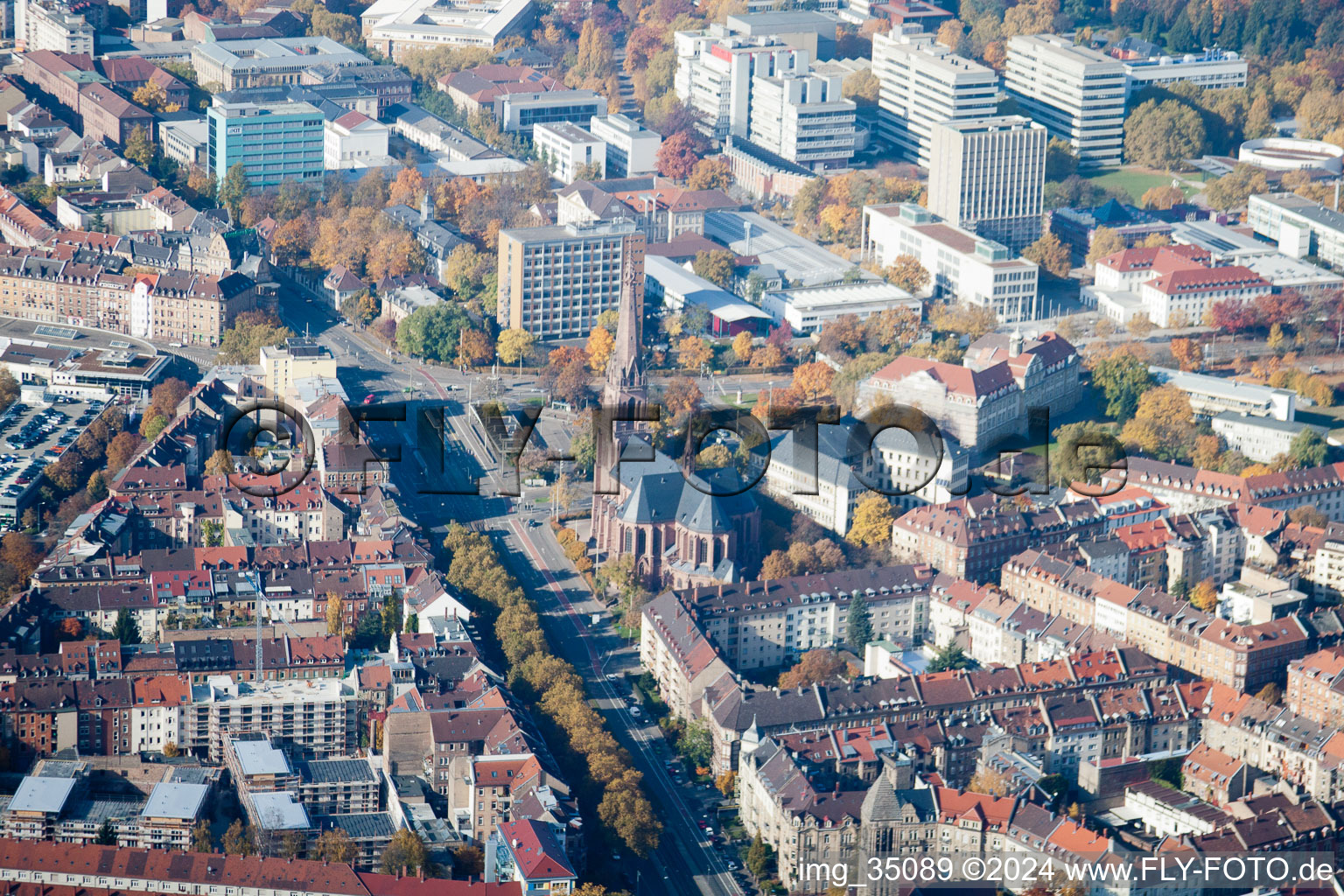 Vue oblique de Quartier Oststadt in Karlsruhe dans le département Bade-Wurtemberg, Allemagne