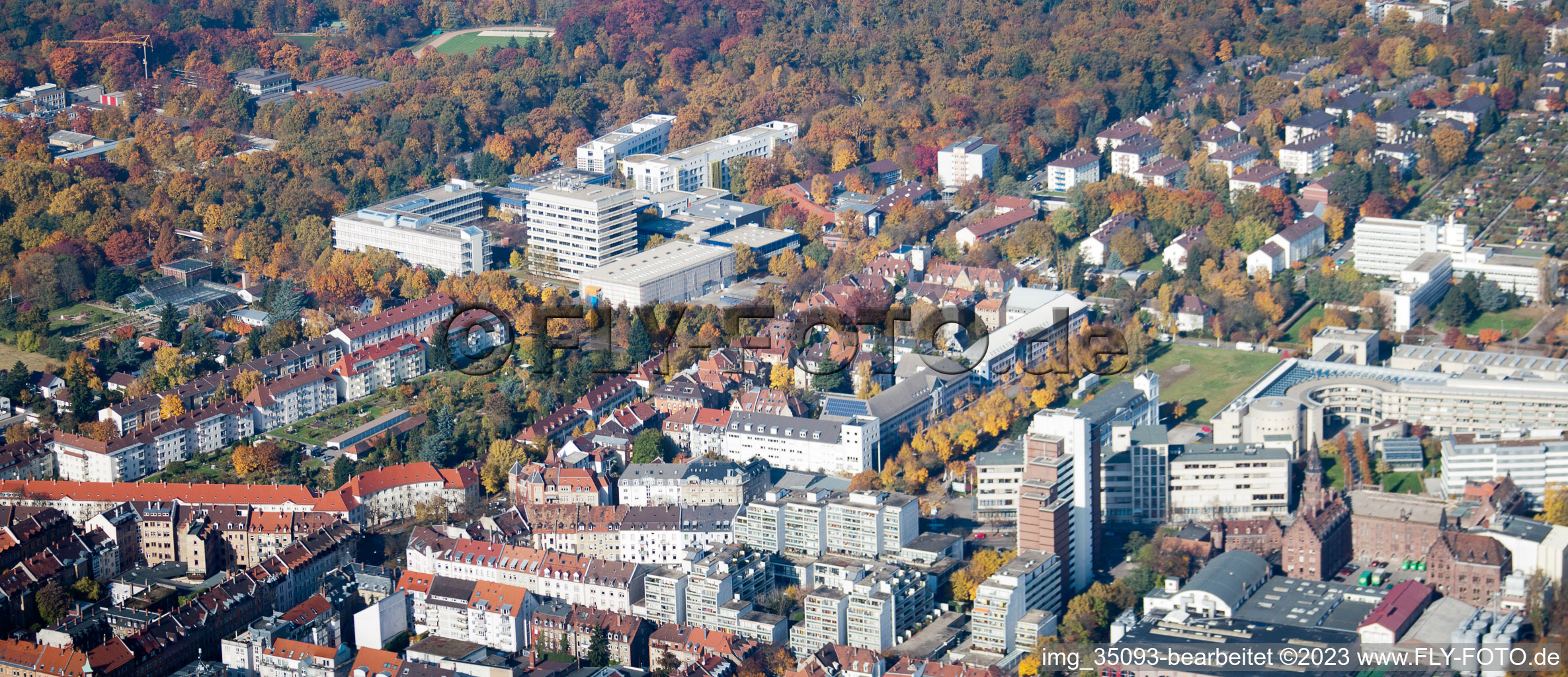 Vue aérienne de Parc technologique de la Haid-und-Neu-Staße à le quartier Oststadt in Karlsruhe dans le département Bade-Wurtemberg, Allemagne