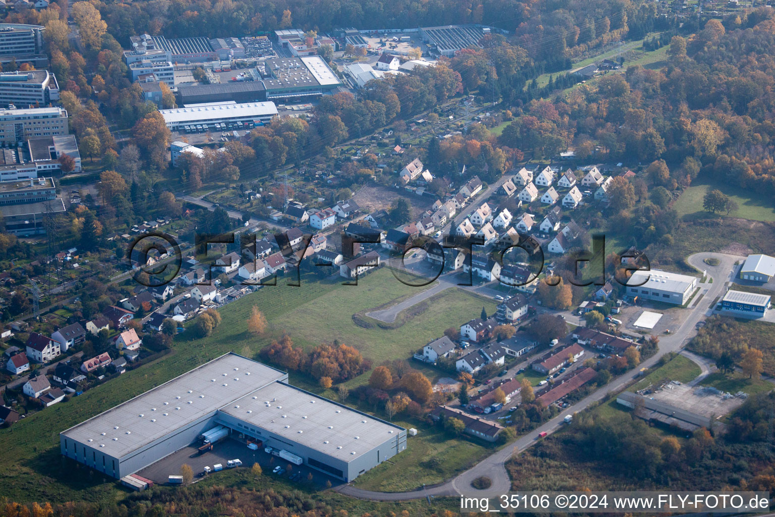 Vue aérienne de Wachhausstrasse à le quartier Durlach in Karlsruhe dans le département Bade-Wurtemberg, Allemagne