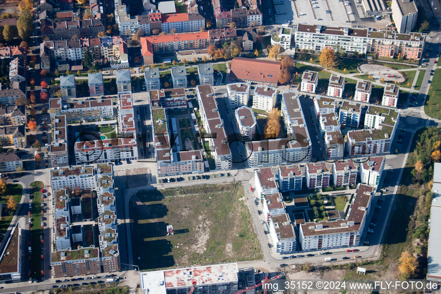 Kriegsstrasse Est à le quartier Südstadt in Karlsruhe dans le département Bade-Wurtemberg, Allemagne vu d'un drone