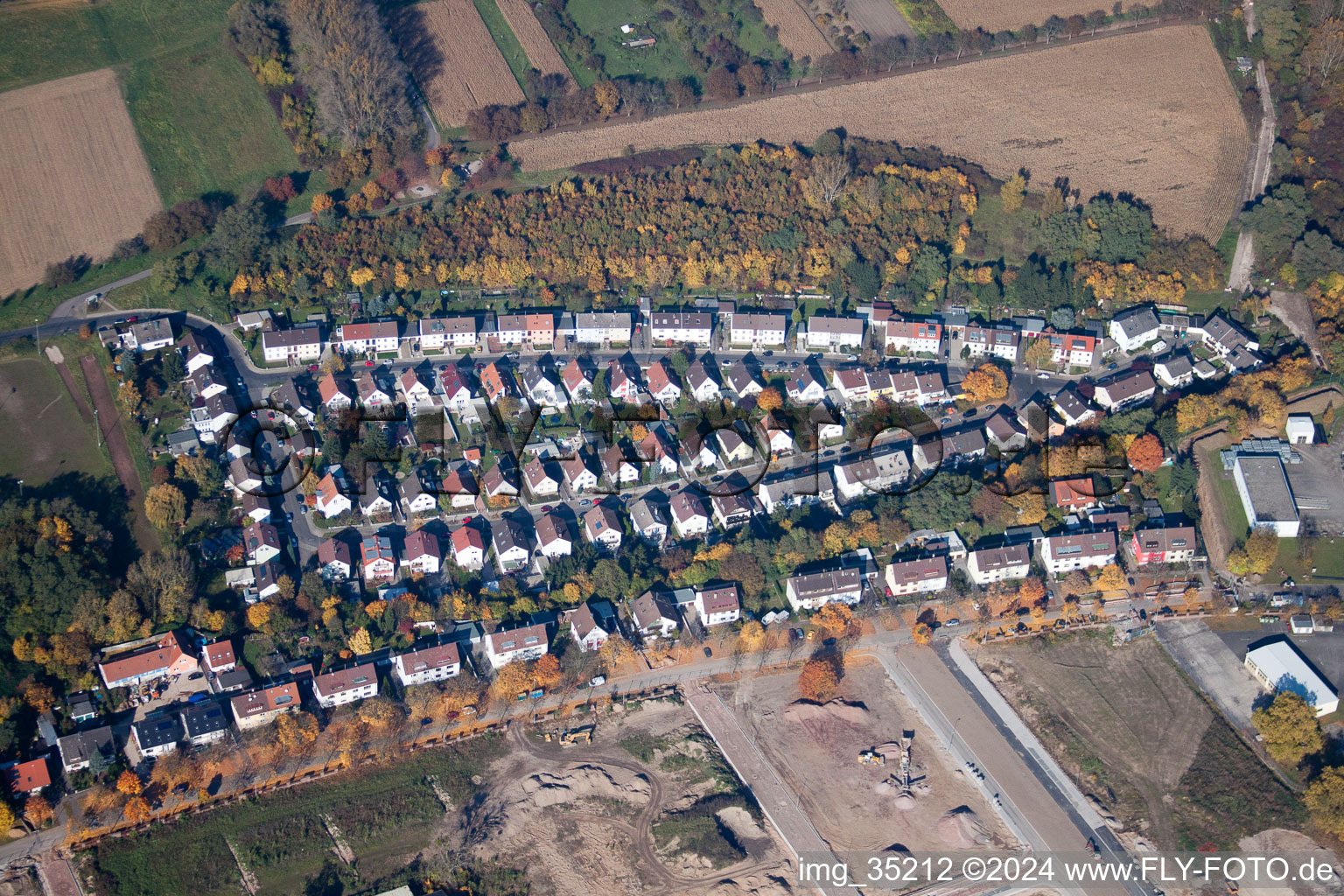 Quartier Knielingen in Karlsruhe dans le département Bade-Wurtemberg, Allemagne depuis l'avion