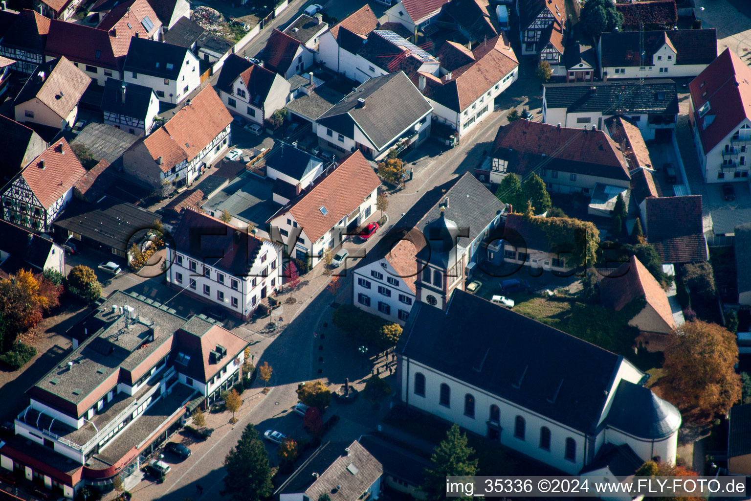 Vue oblique de Ludwigstr. à Hagenbach dans le département Rhénanie-Palatinat, Allemagne