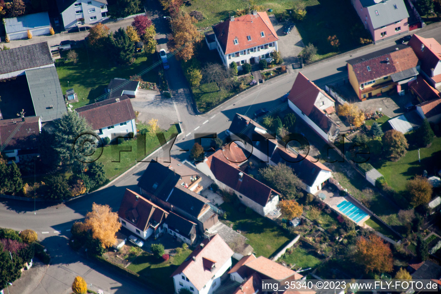 Vue aérienne de Friedensstr à Hagenbach dans le département Rhénanie-Palatinat, Allemagne