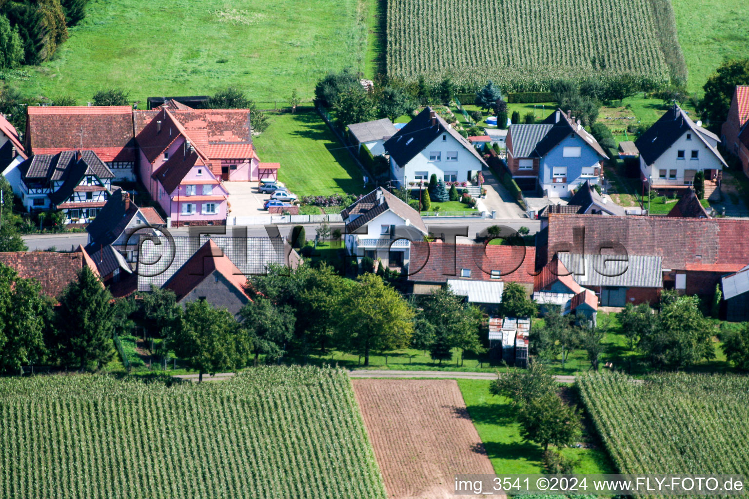 Schleithal dans le département Bas Rhin, France d'un drone