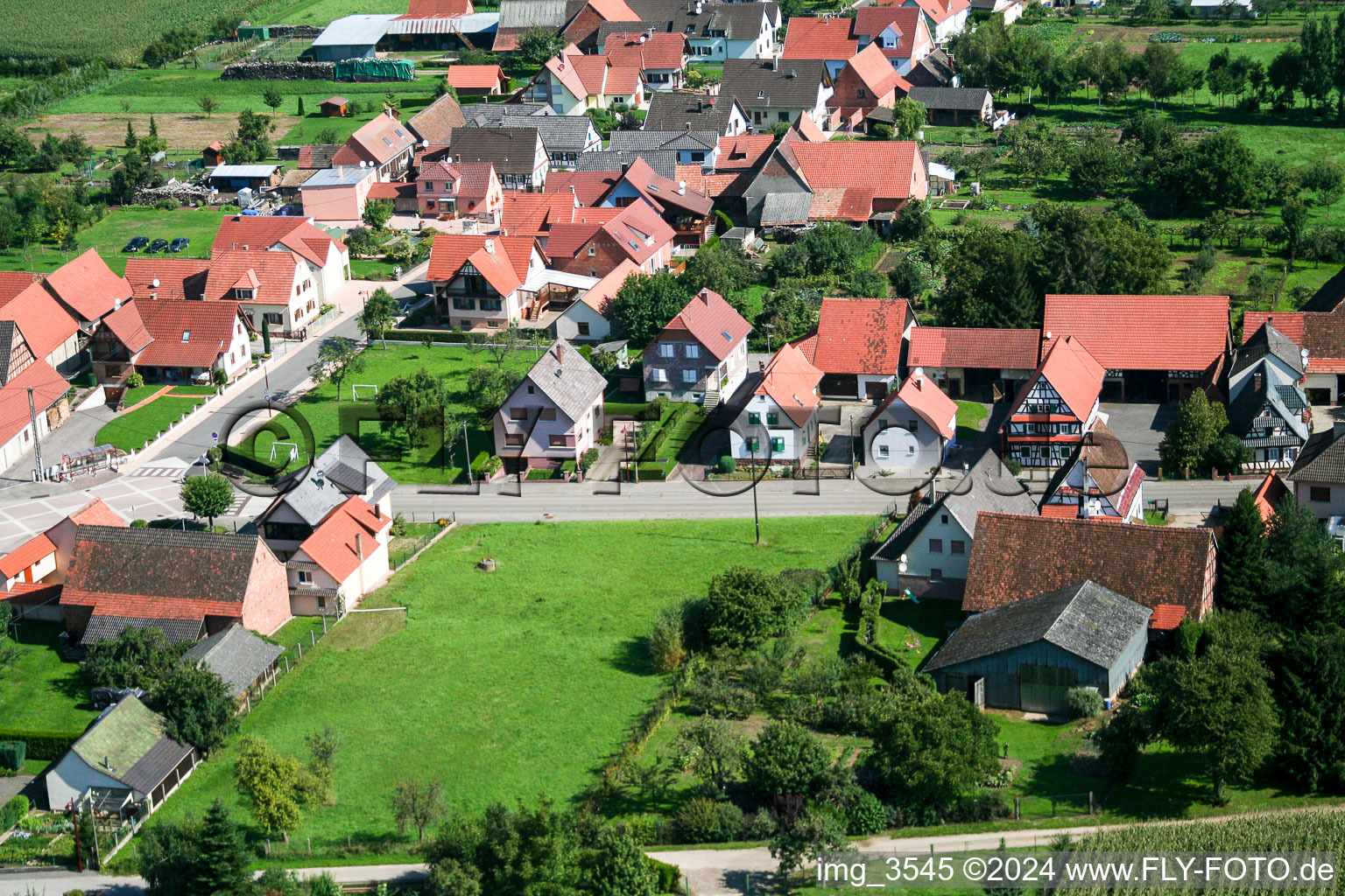 Vue aérienne de Schleithal dans le département Bas Rhin, France