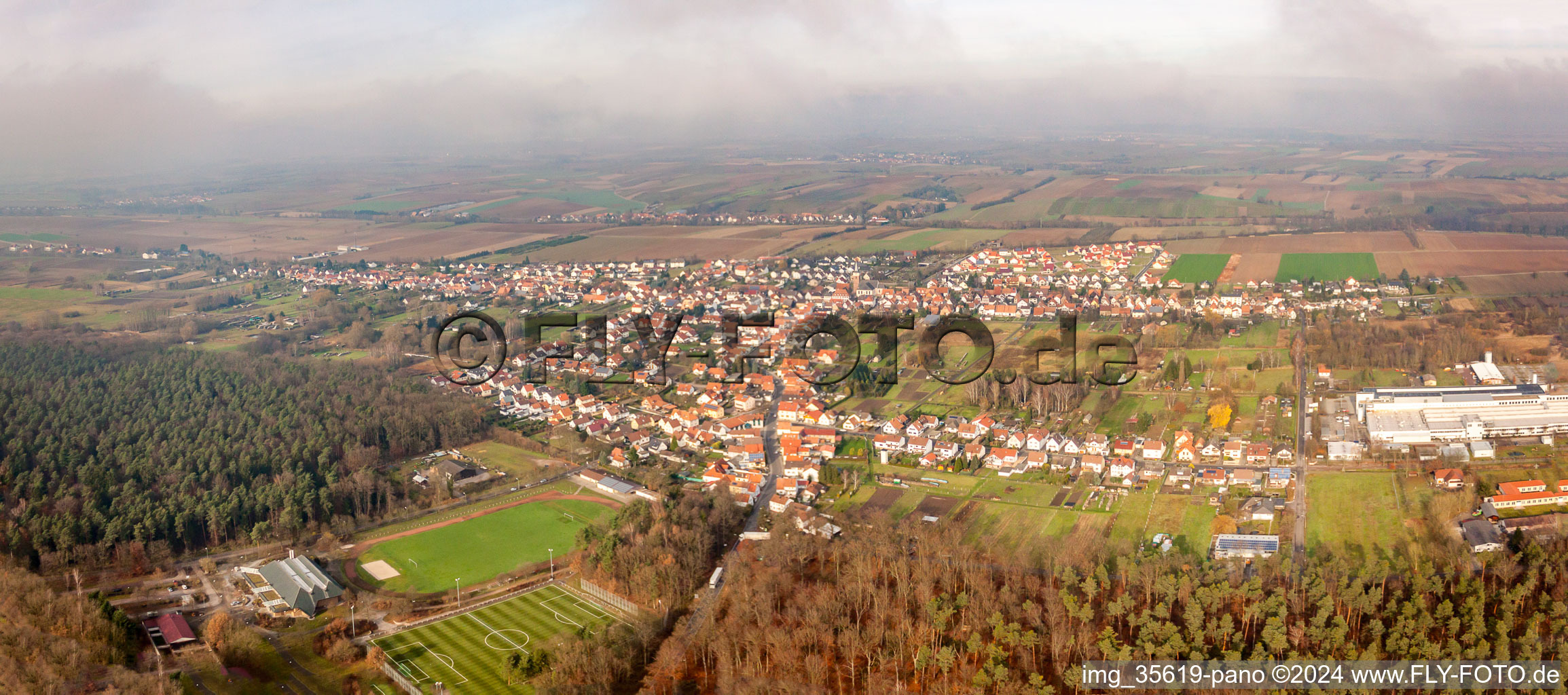 Vue oblique de Quartier Schaidt in Wörth am Rhein dans le département Rhénanie-Palatinat, Allemagne