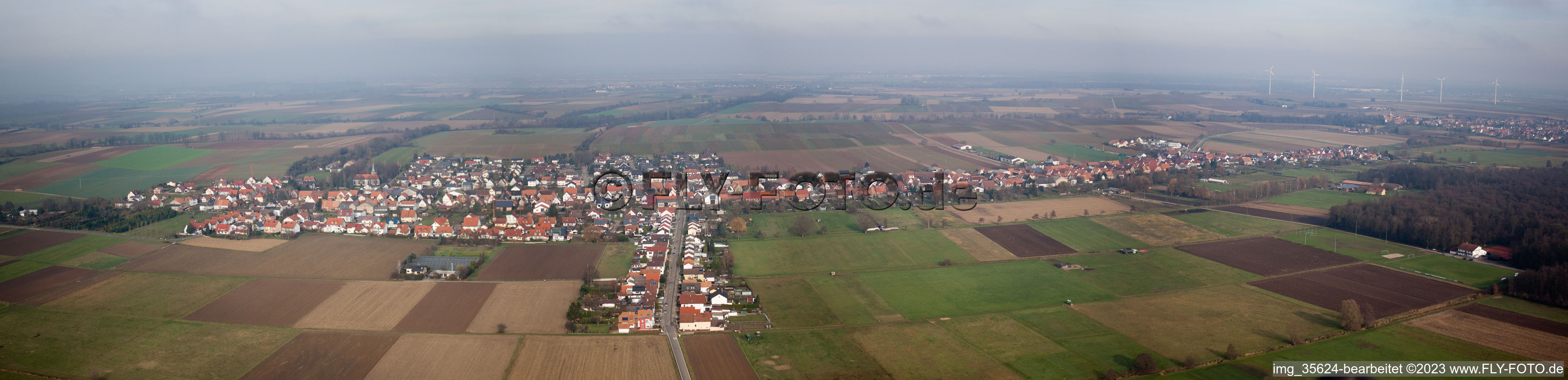 Vue aérienne de Panorama à Freckenfeld dans le département Rhénanie-Palatinat, Allemagne