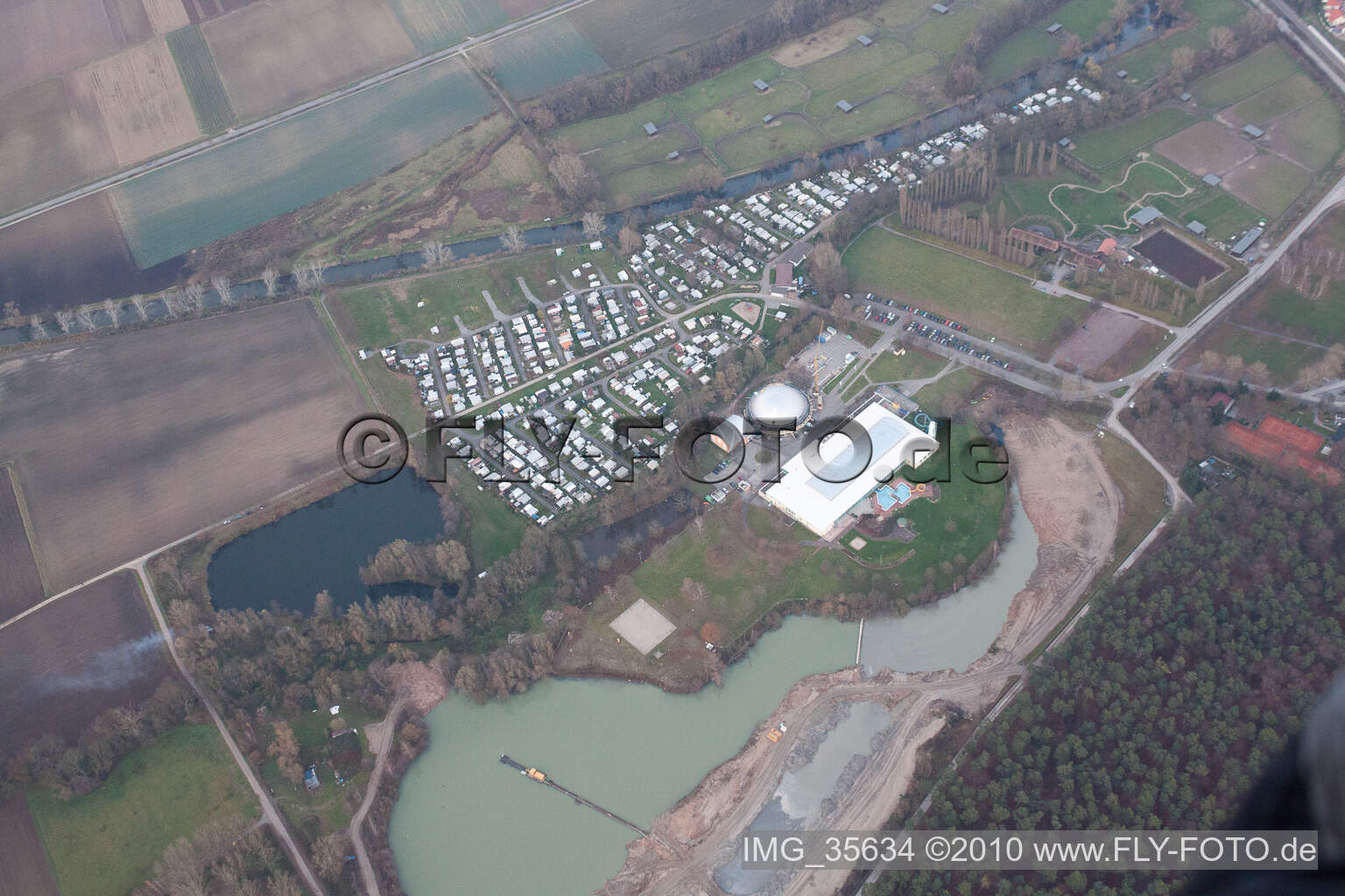 Vue aérienne de Site de camp à Rülzheim dans le département Rhénanie-Palatinat, Allemagne