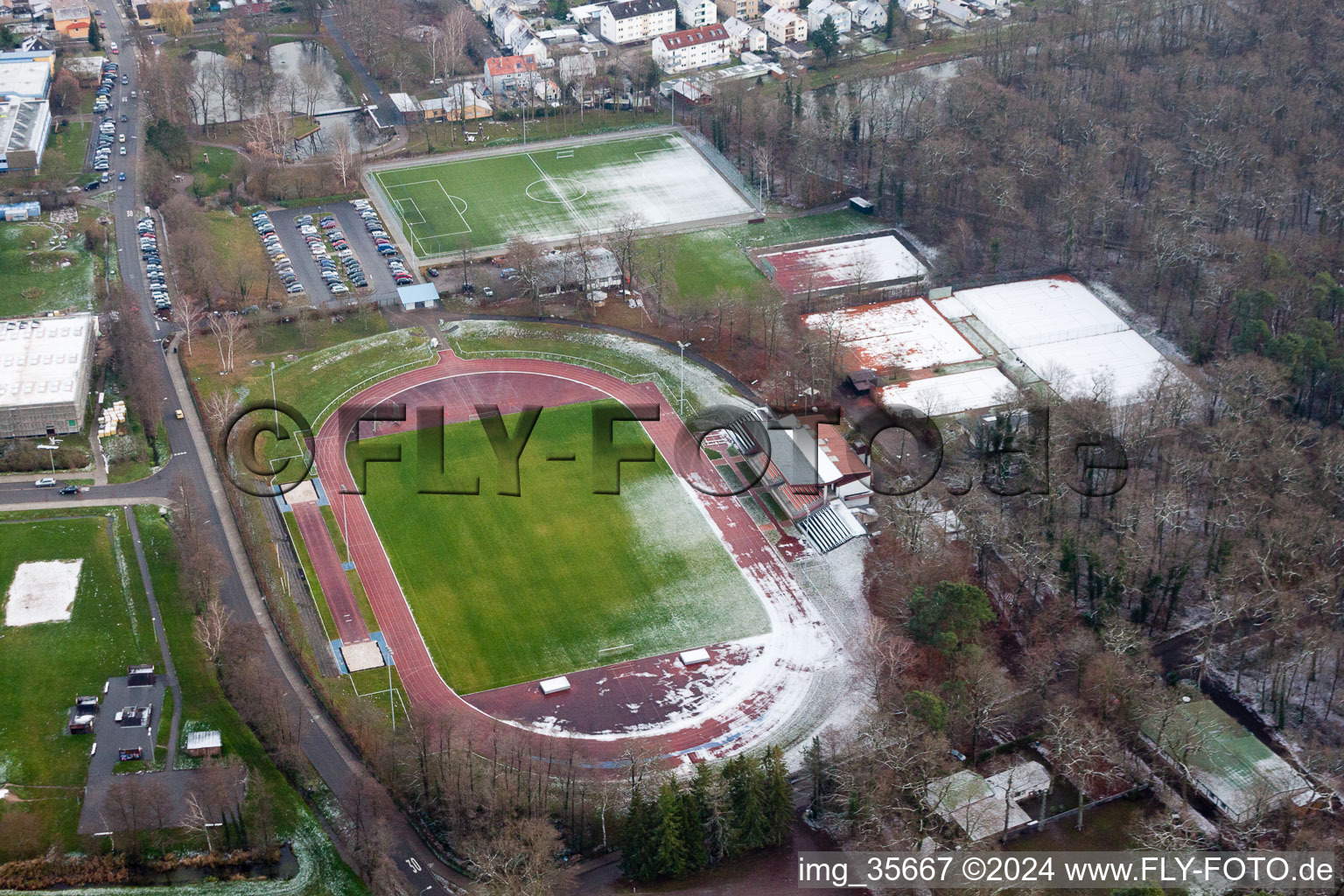 Photographie aérienne de Stade Bienwald à Kandel dans le département Rhénanie-Palatinat, Allemagne