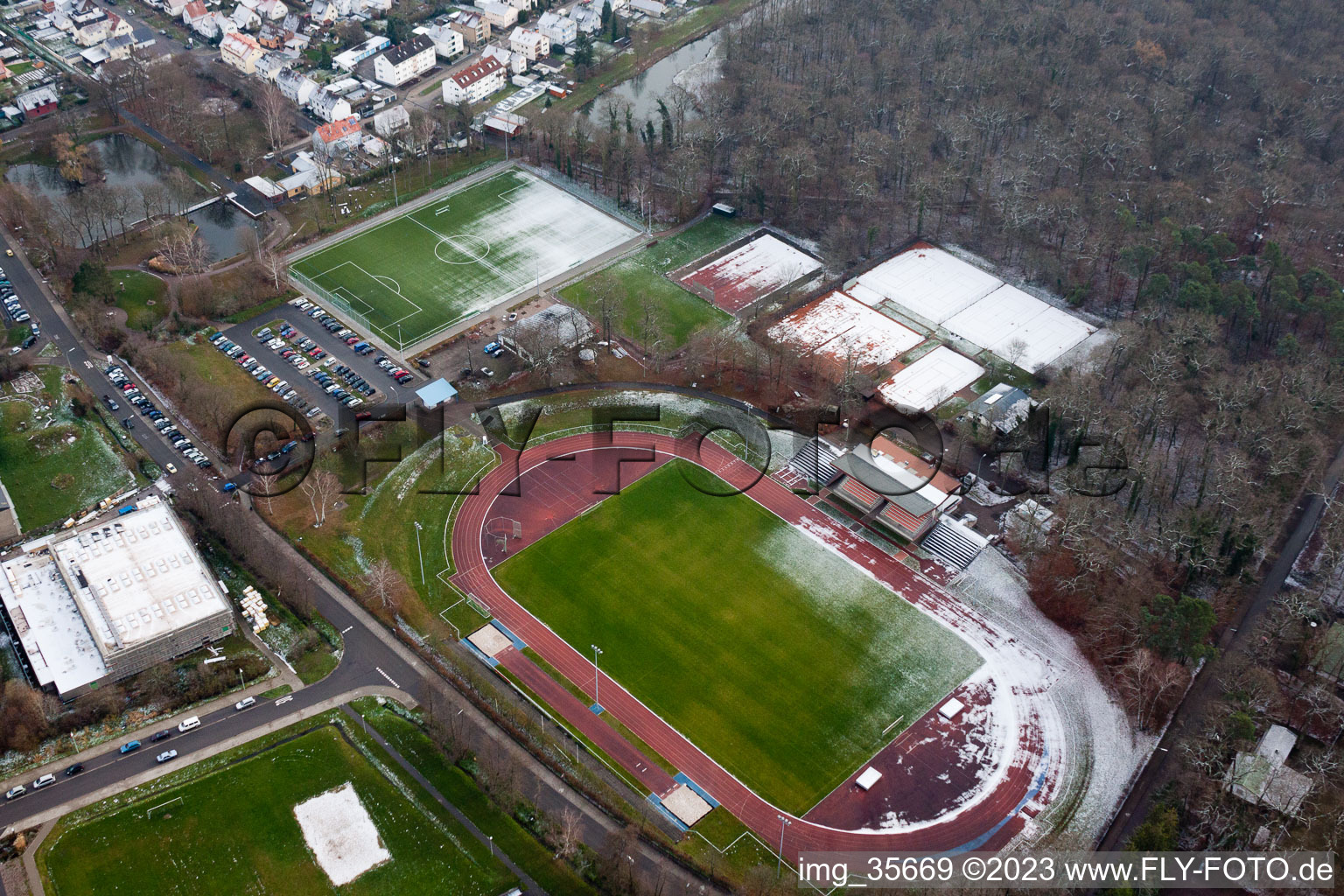 Vue oblique de Stade Bienwald à Kandel dans le département Rhénanie-Palatinat, Allemagne