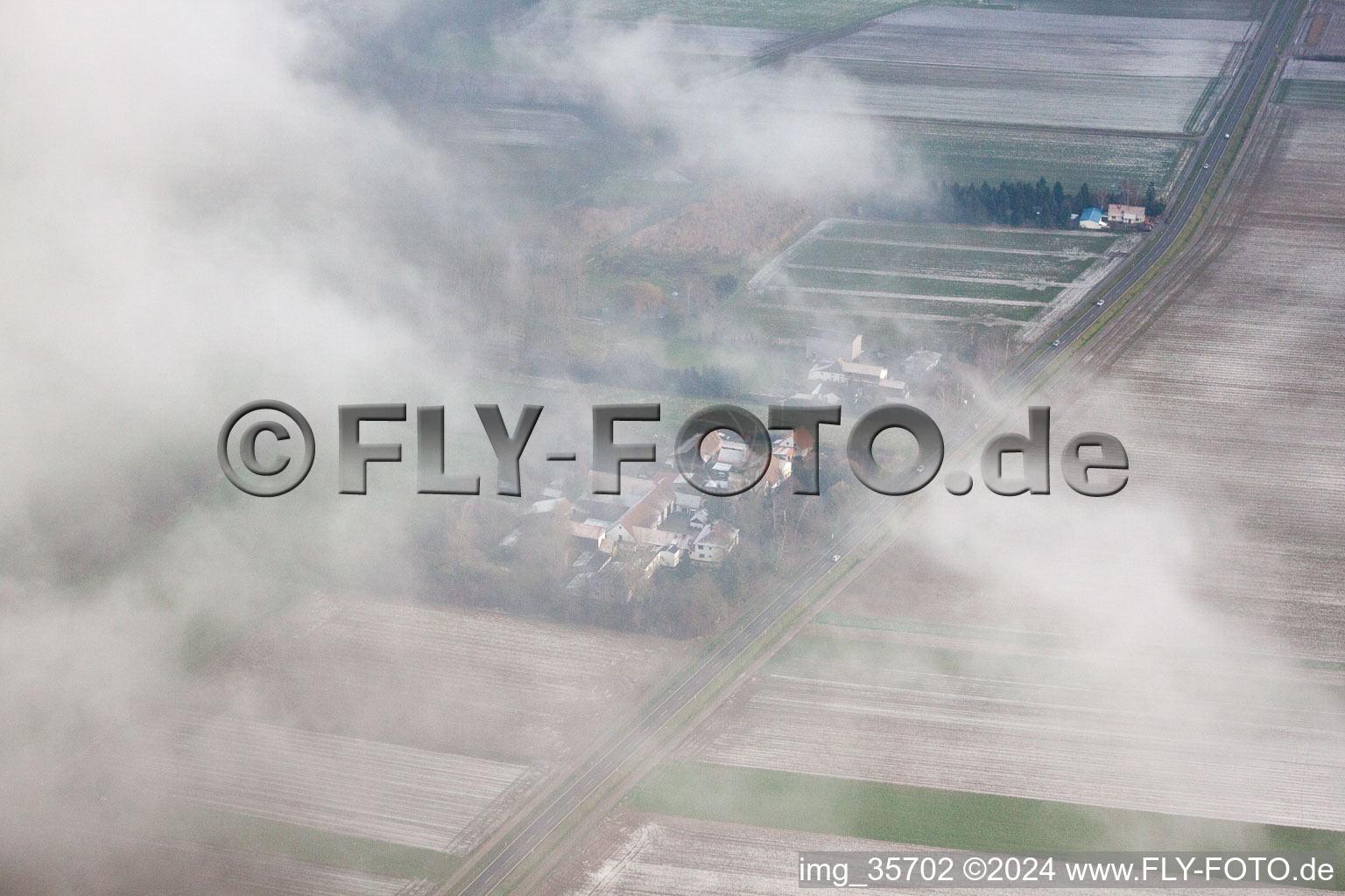 Photographie aérienne de Höfen dans le département Rhénanie-Palatinat, Allemagne