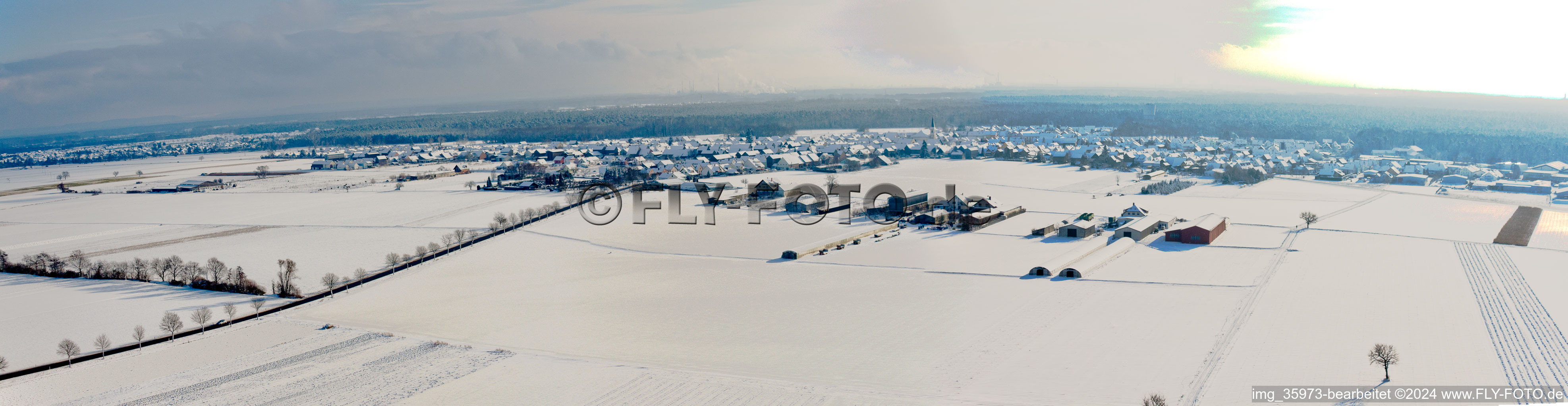 Vue aérienne de Panorama à Hatzenbühl dans le département Rhénanie-Palatinat, Allemagne