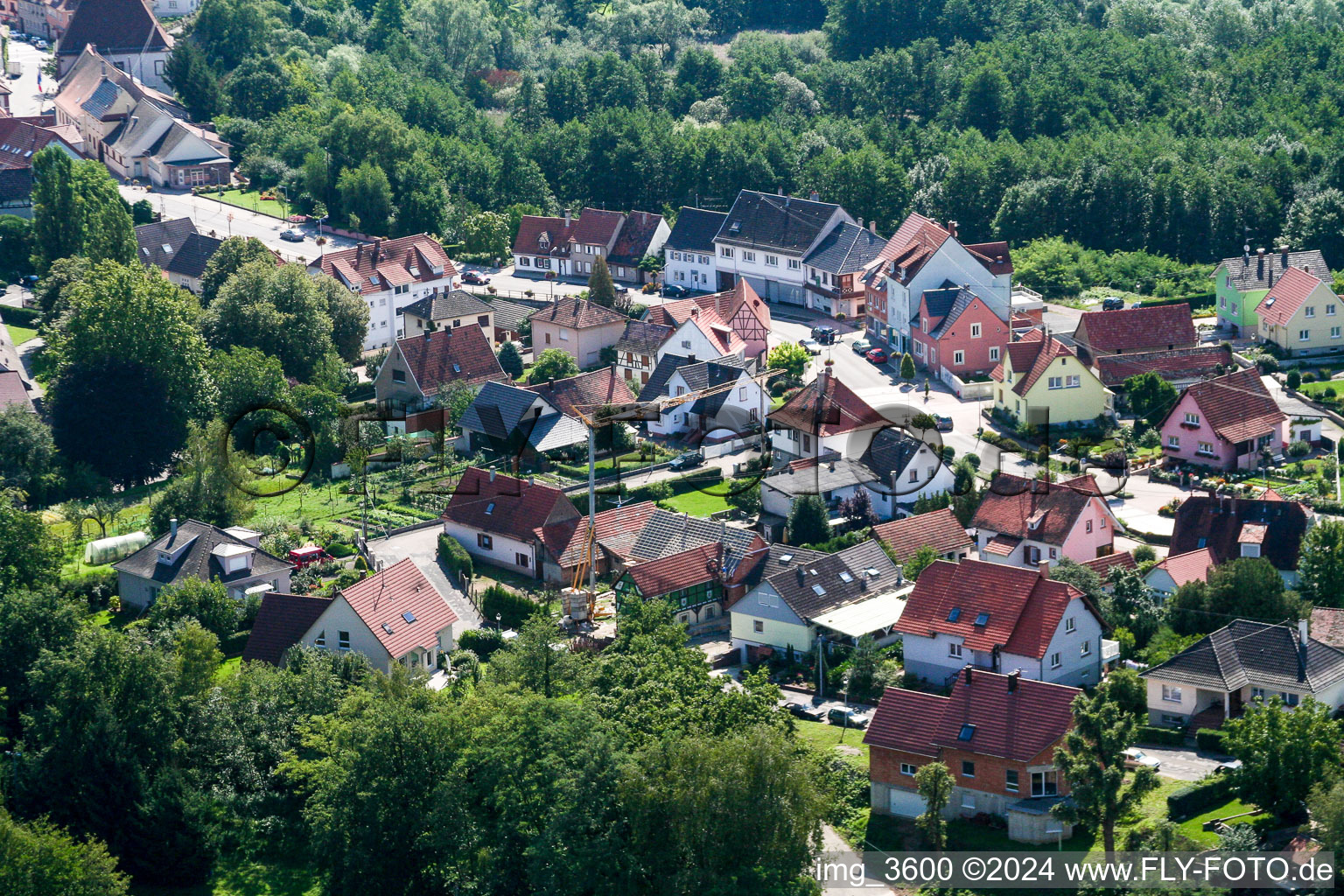 Lauterbourg dans le département Bas Rhin, France d'un drone